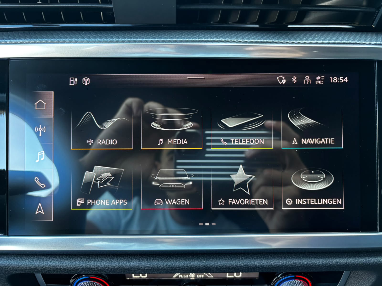 Foto van Audi Q3 Sportback E-tron