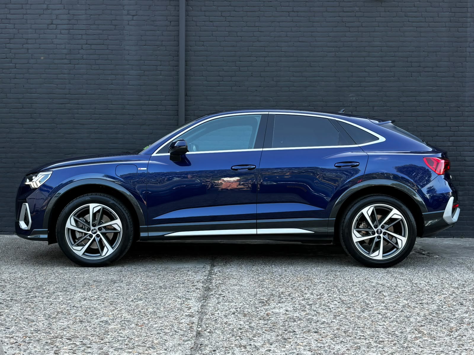 Foto van Audi Q3 Sportback E-tron
