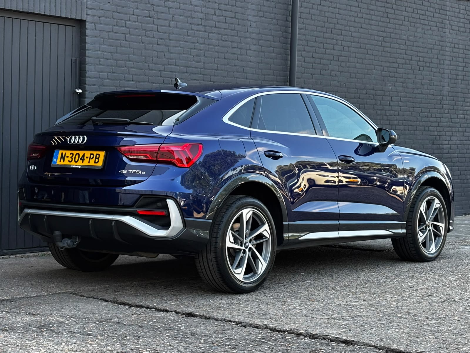 Foto van Audi Q3 Sportback E-tron