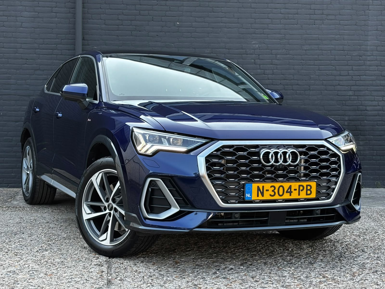 Foto van Audi Q3 Sportback E-tron