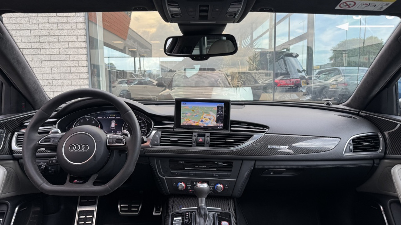 Foto van Audi RS 6 Avant Performance