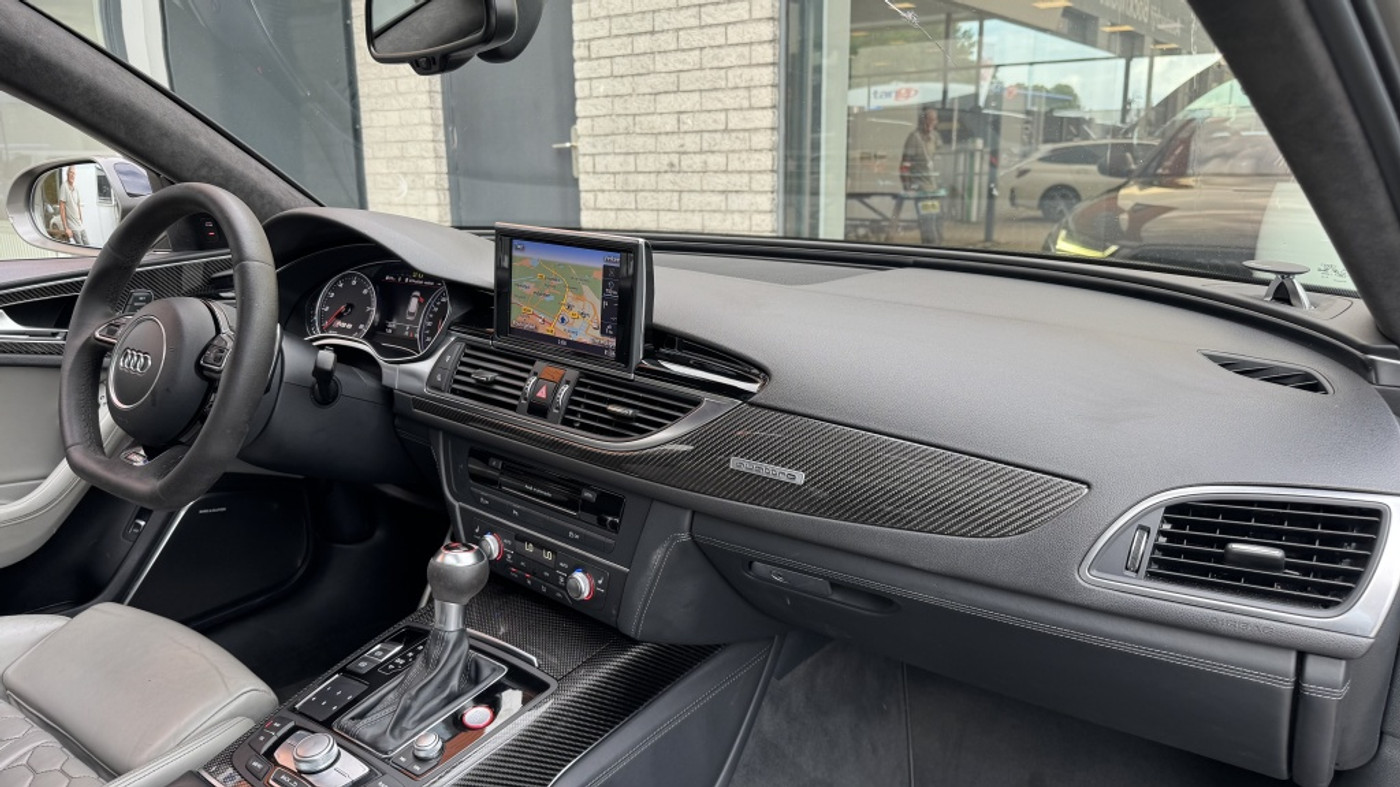 Foto van Audi RS 6 Avant Performance