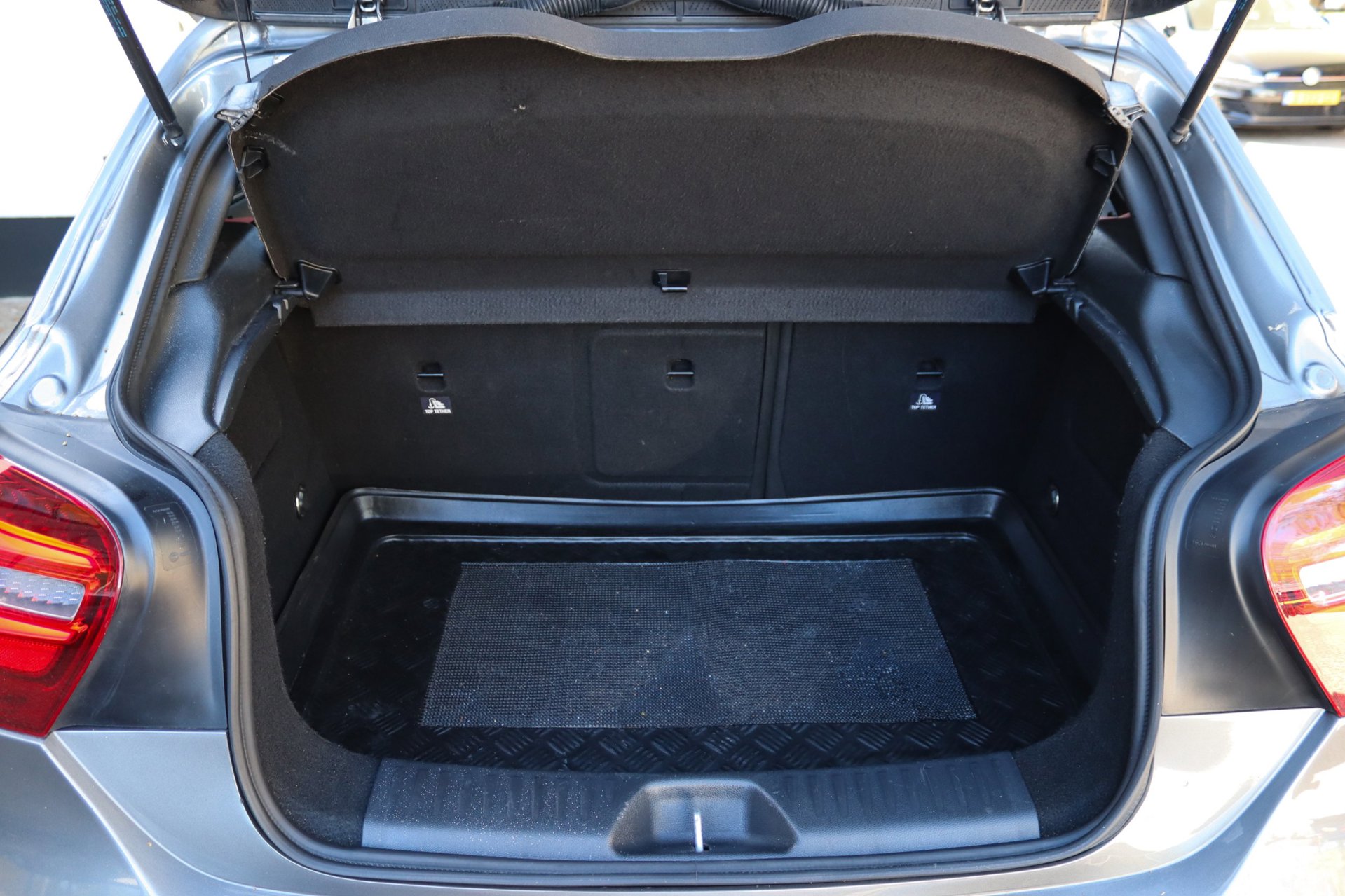Foto van Mercedes-Benz A 250