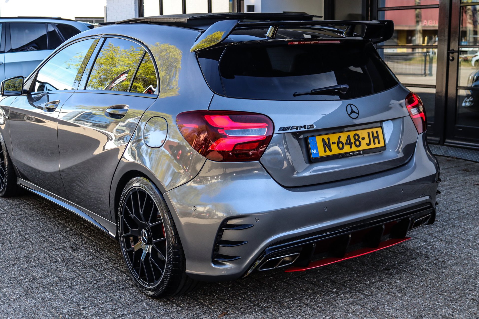 Foto van Mercedes-Benz A 250