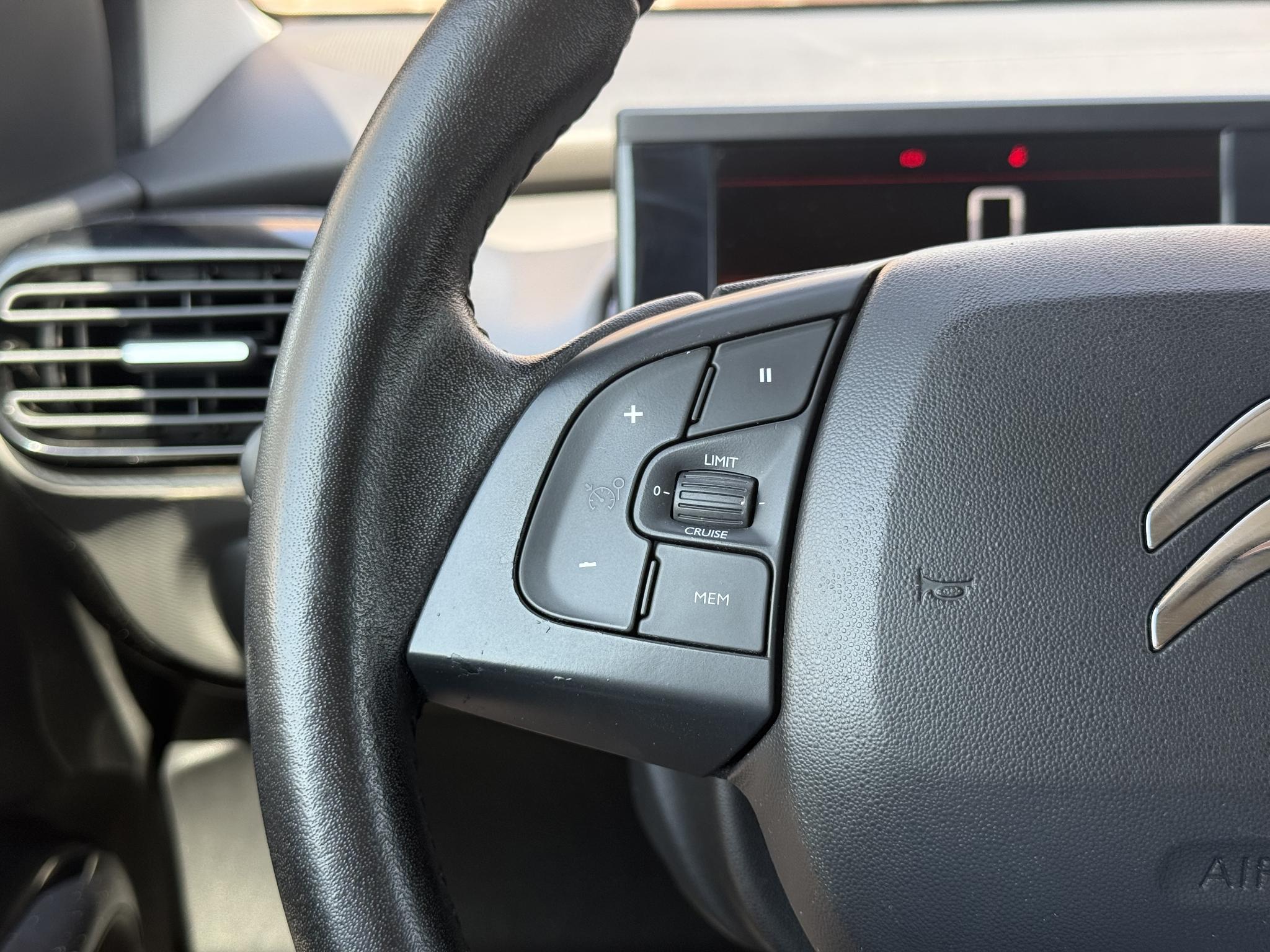 Foto van Citroen C4 Cactus