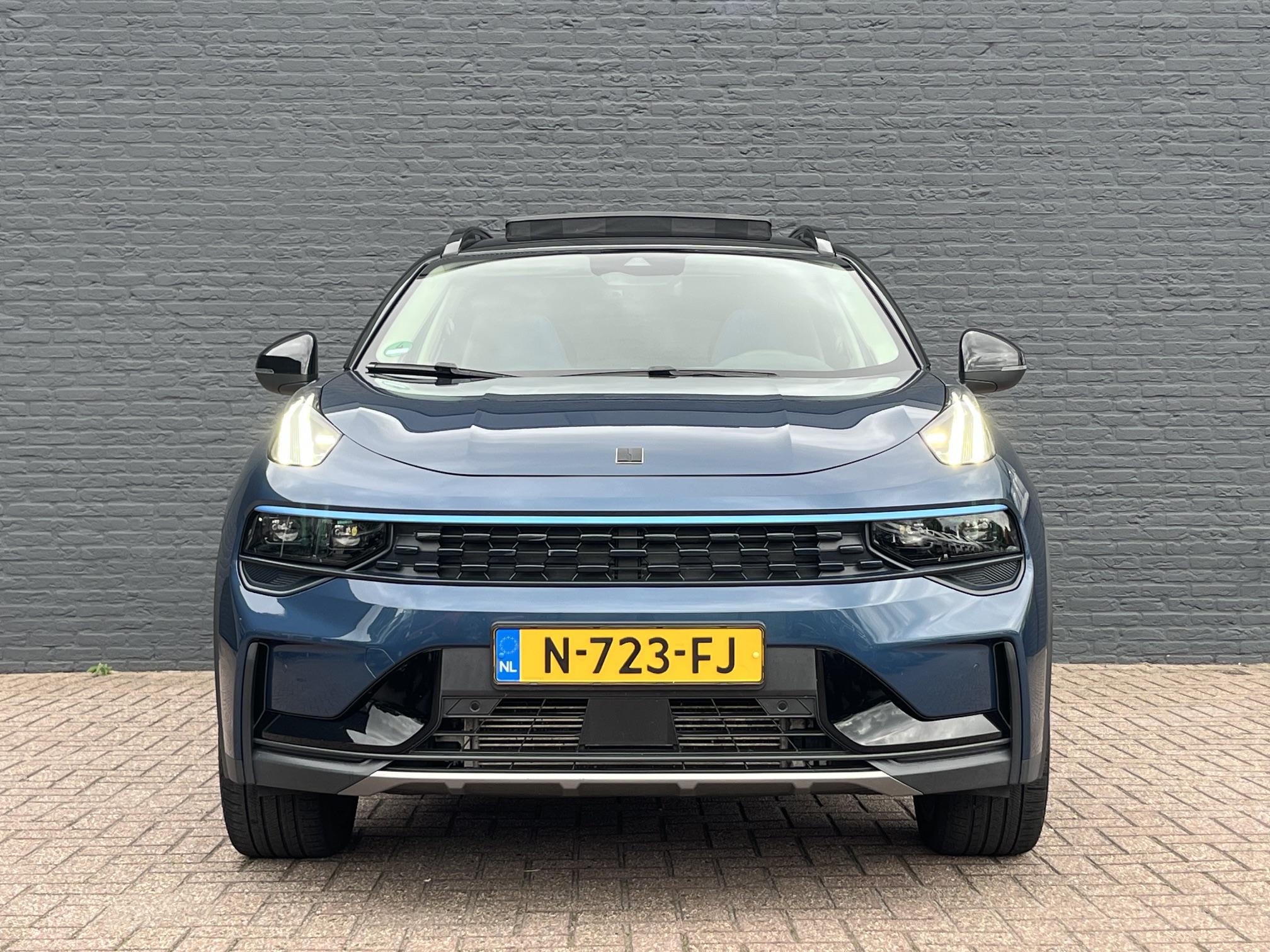 Foto van Lynk&co LYNK & Co 01