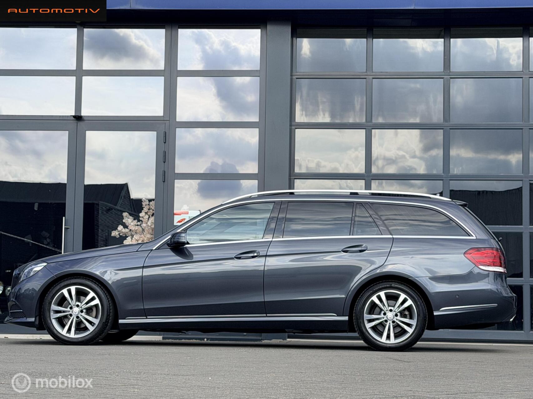 Foto van Mercedes-Benz E 200