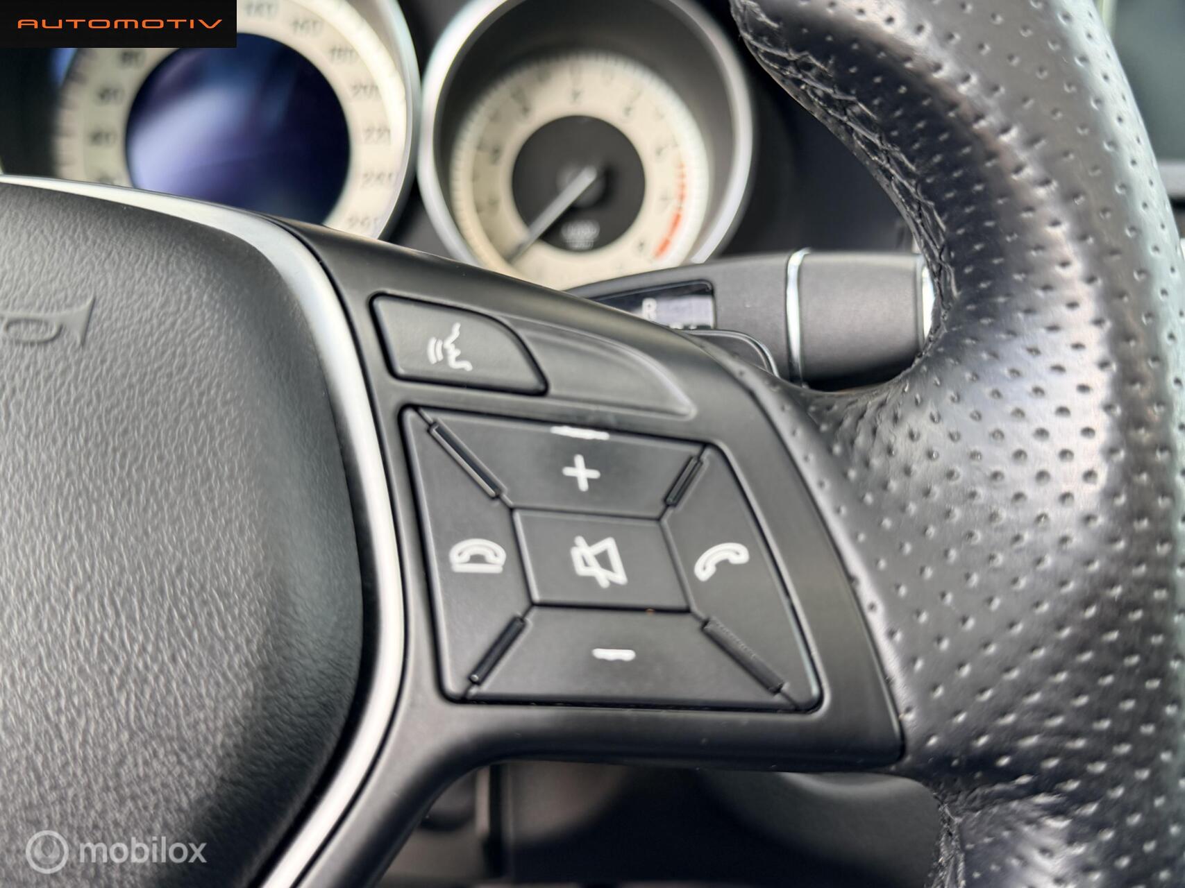 Foto van Mercedes-Benz E 200