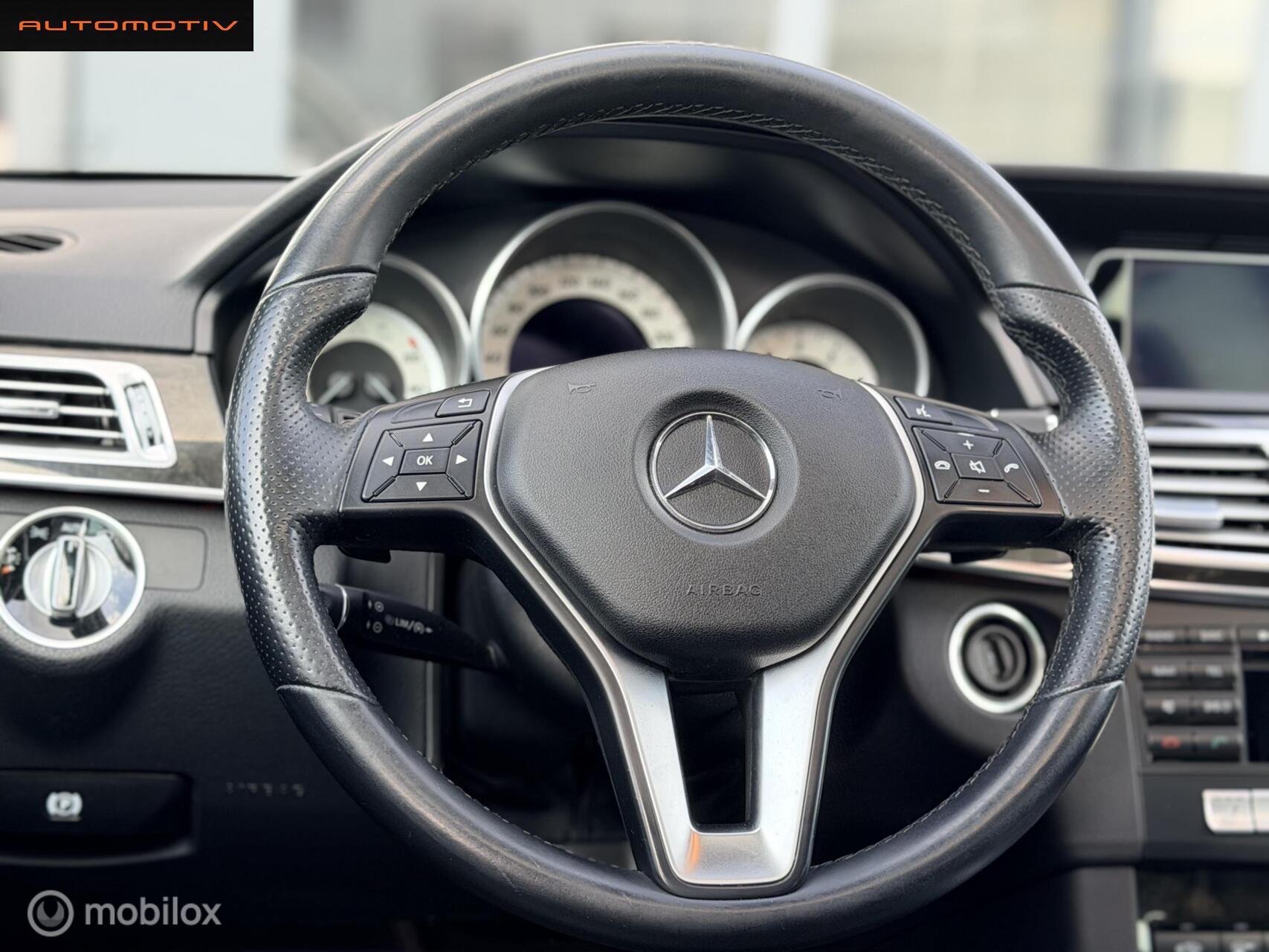 Foto van Mercedes-Benz E 200