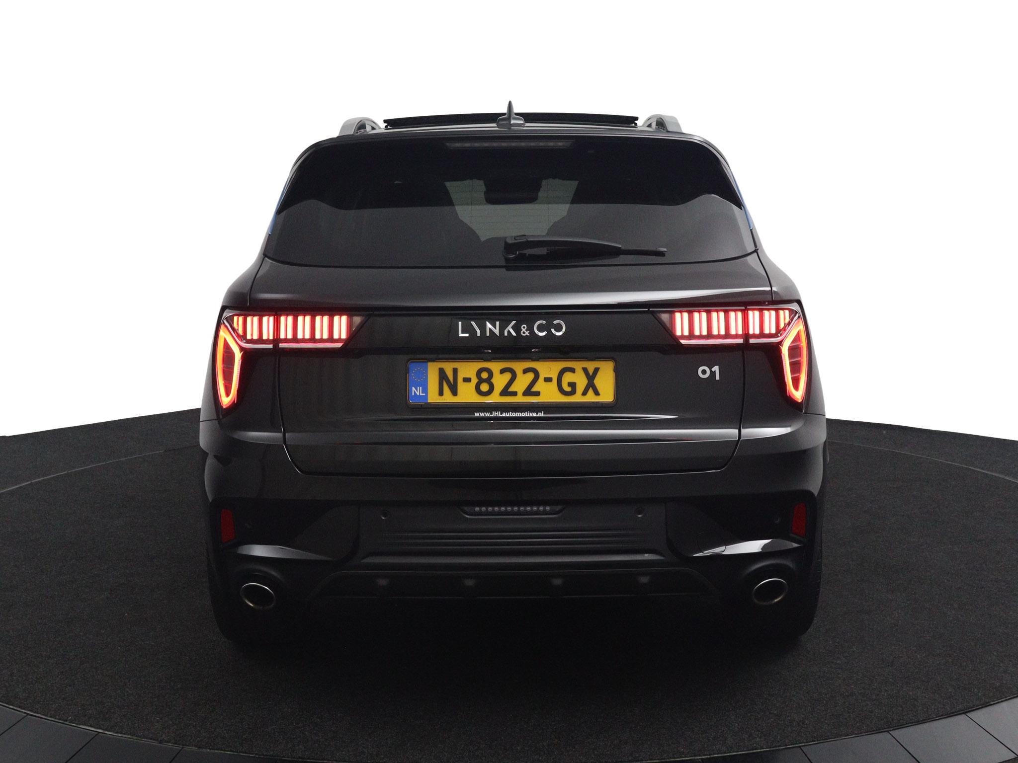 Foto van Lynk&co LYNK & Co 01