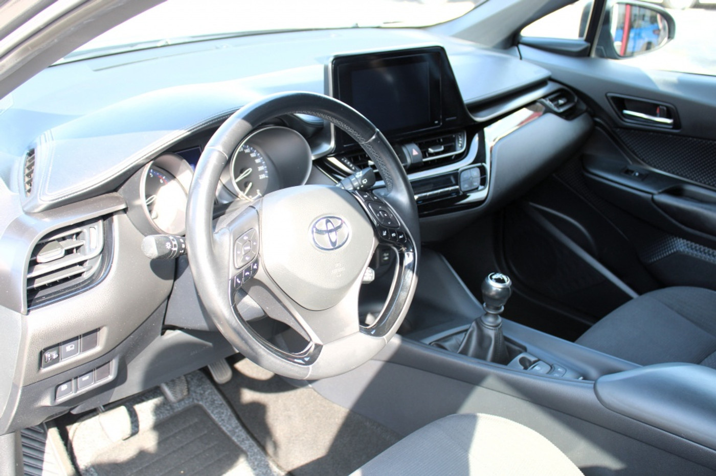 Foto van Toyota Toyota C-hr