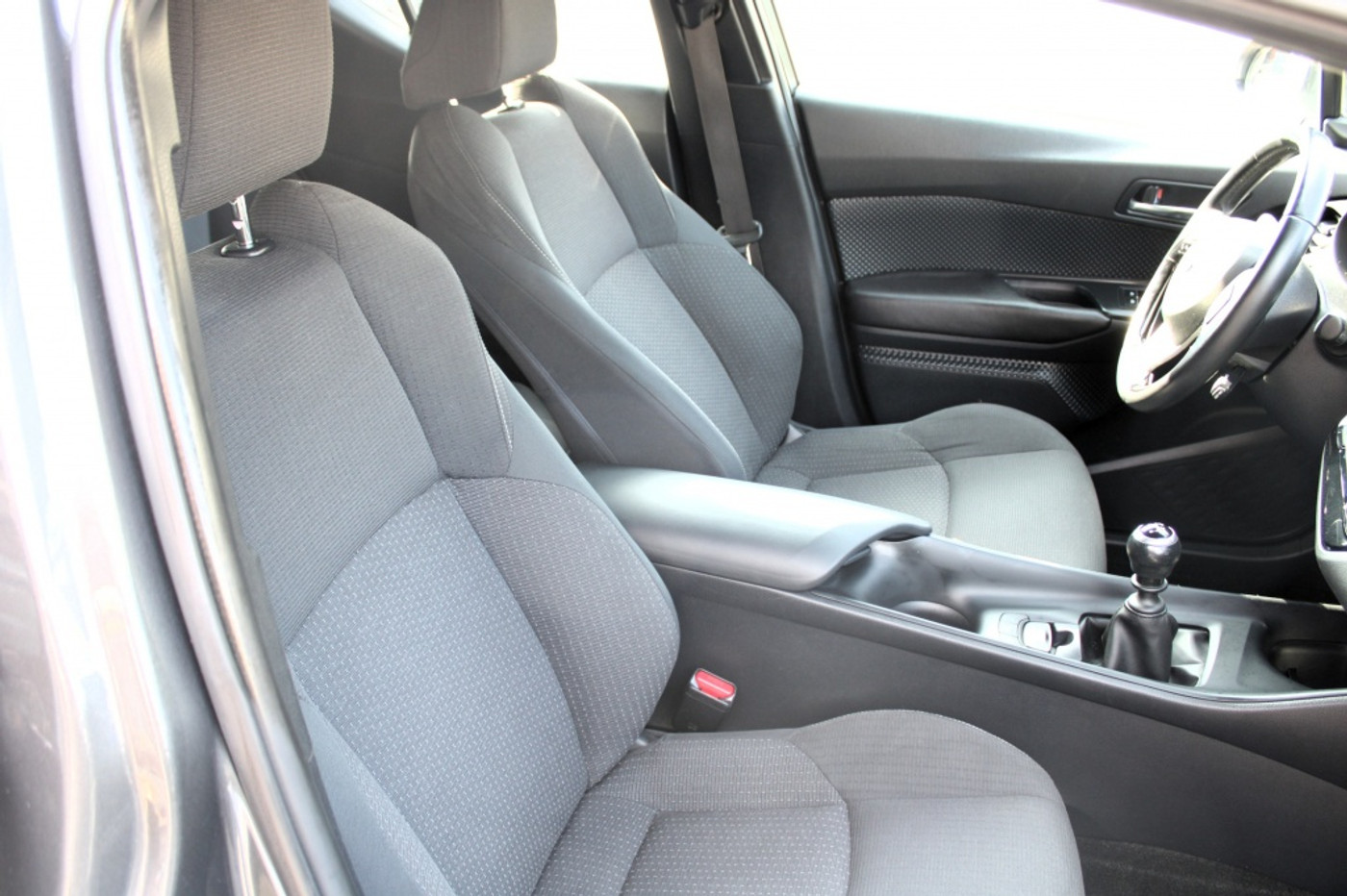 Foto van Toyota Toyota C-hr
