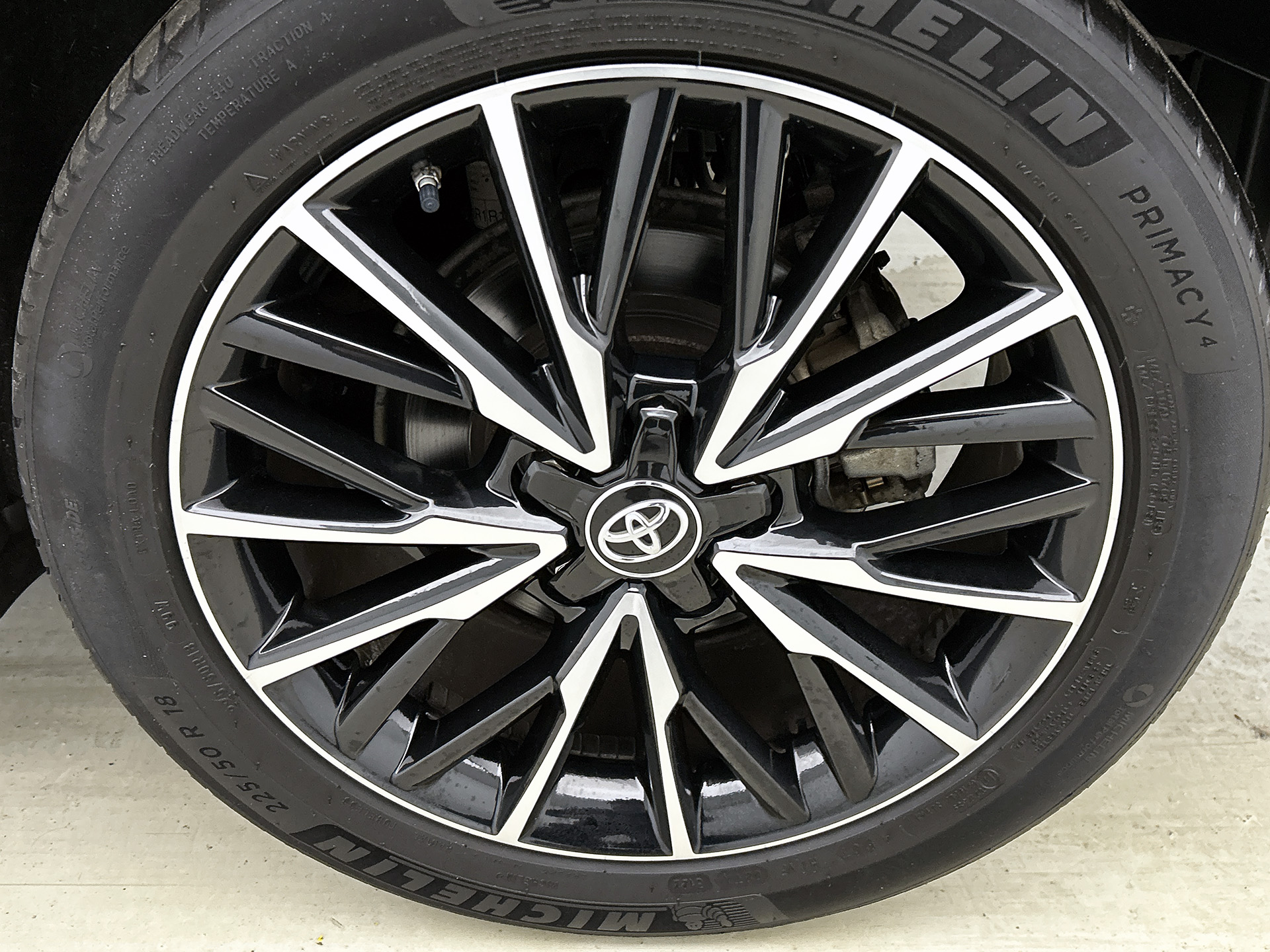 Foto van Toyota Toyota C-hr