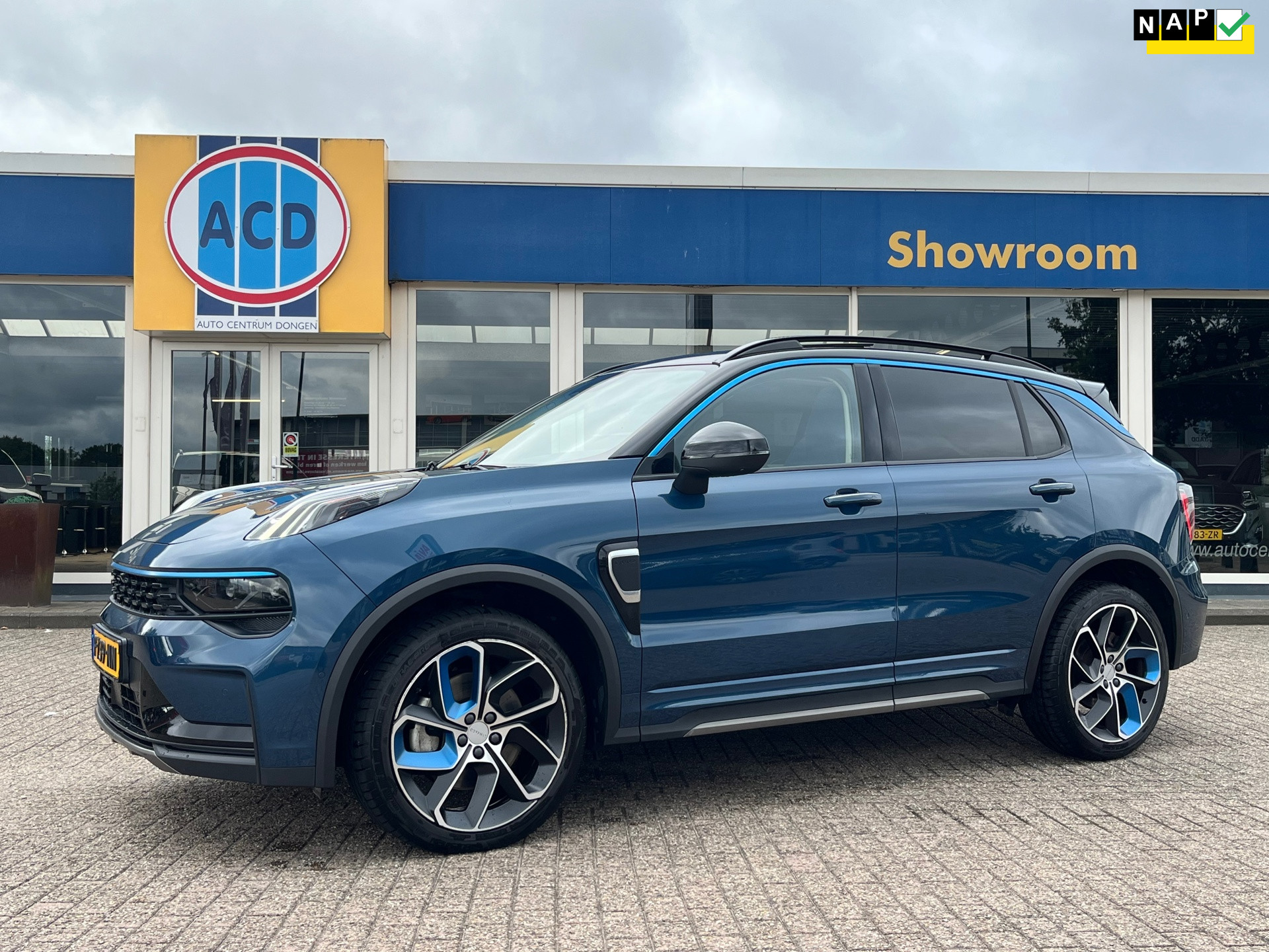 Lynk&co LYNK & Co 01 1.5 261pk PHEV 7DCTH | Orig. NL | Trekhaak afn.| PanoramaDak | 360 graden Camera | Carplay | 2022 - voorkant