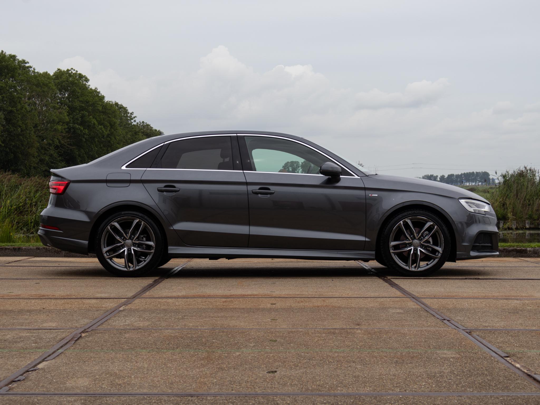 Foto van Audi A3 Limousine