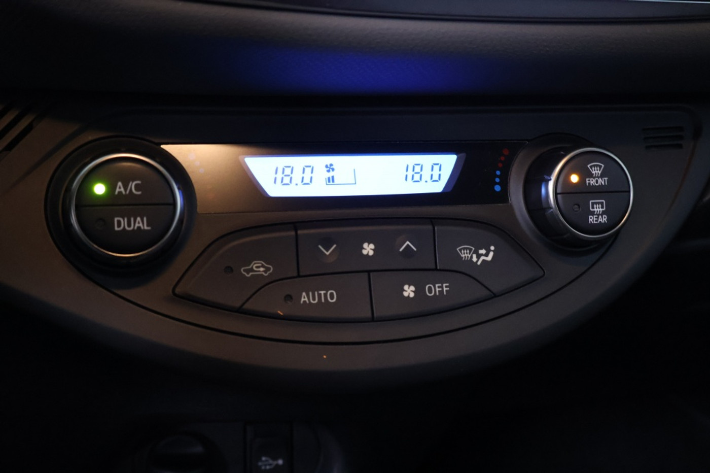Foto van Toyota Toyota Yaris Hybrid