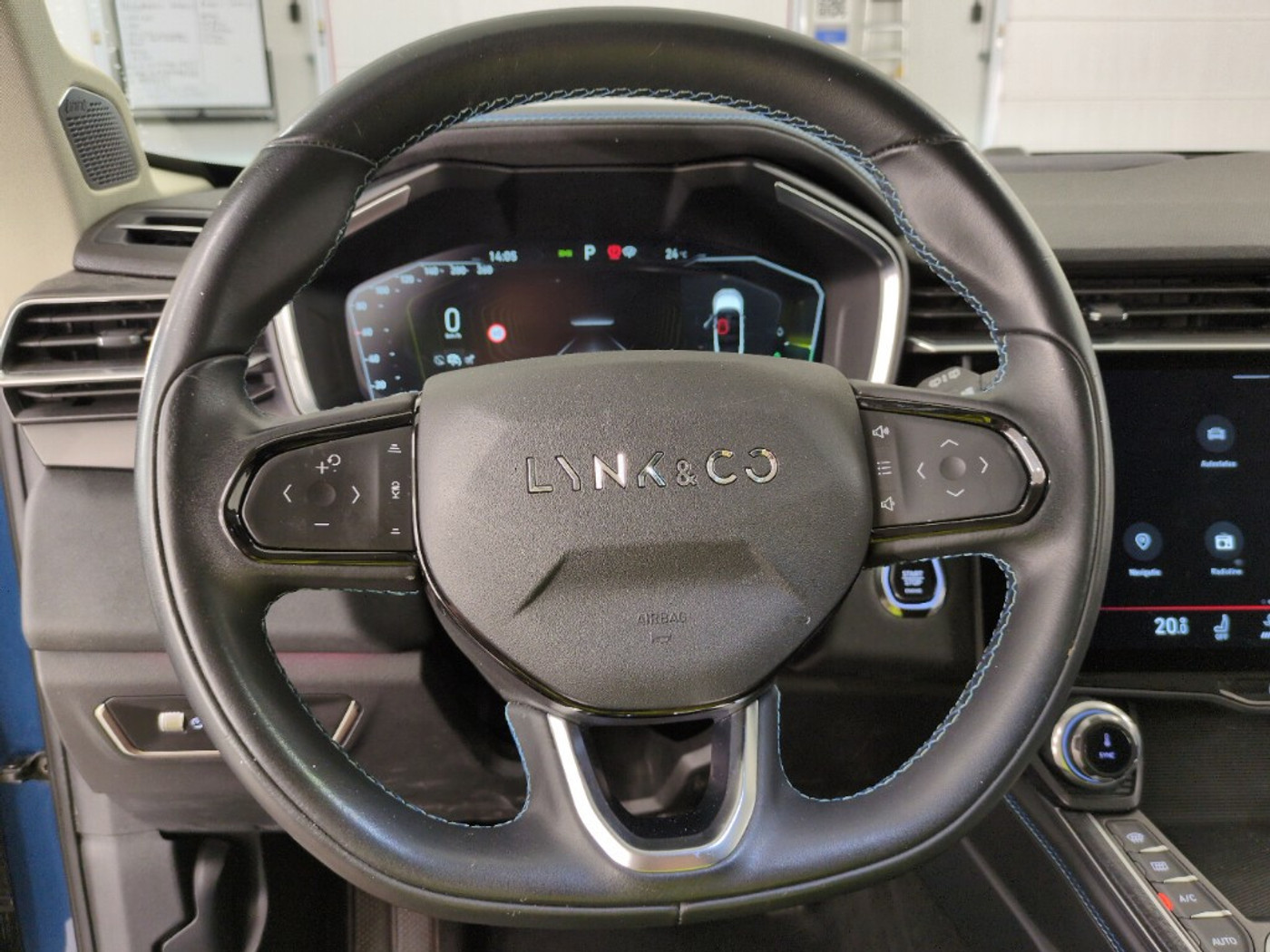 Foto van Lynk&co LYNK & Co 01