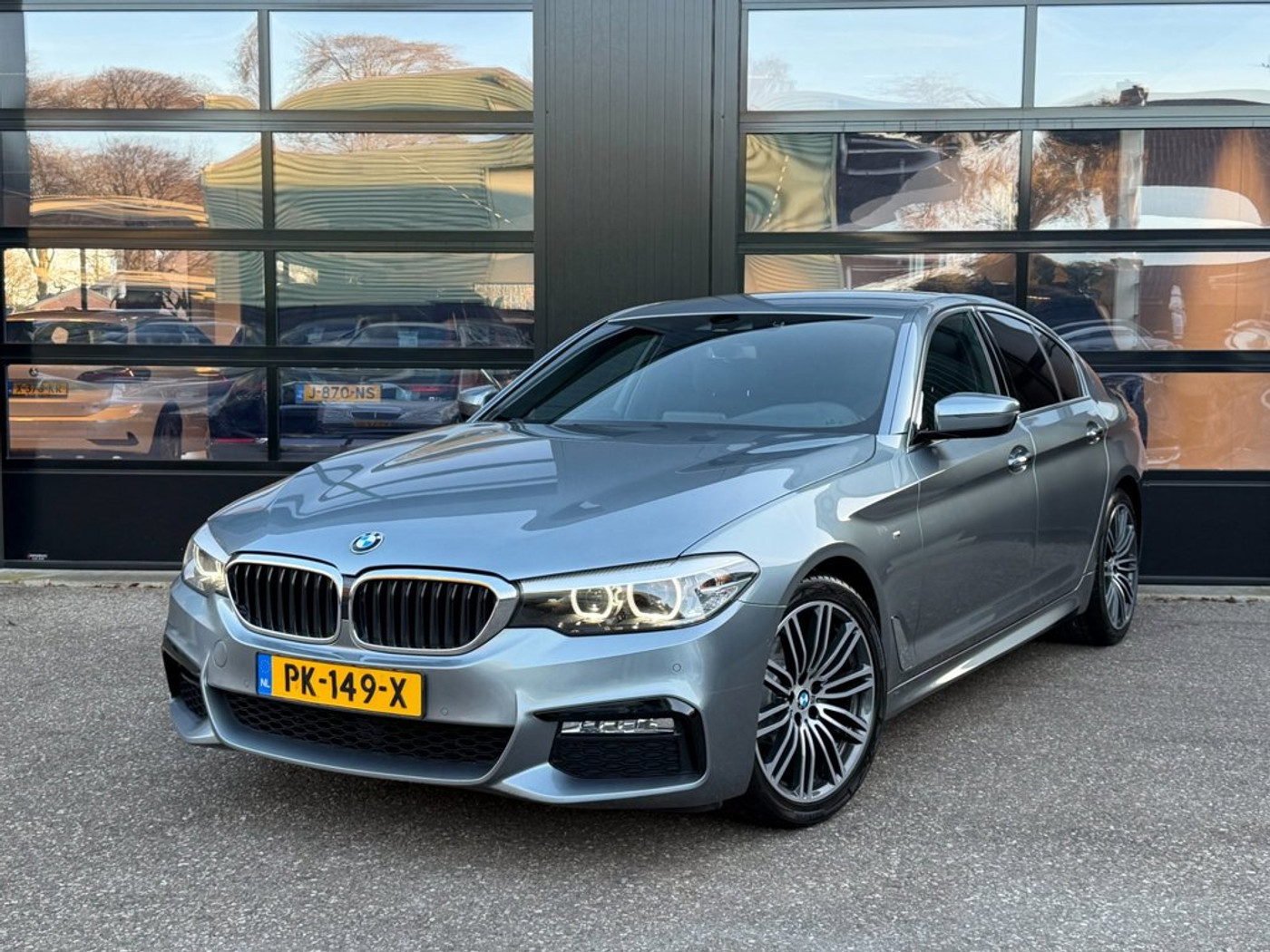 BMW 520i 520i M-Sport Edition Bluestone Metallic 2017 - voorkant