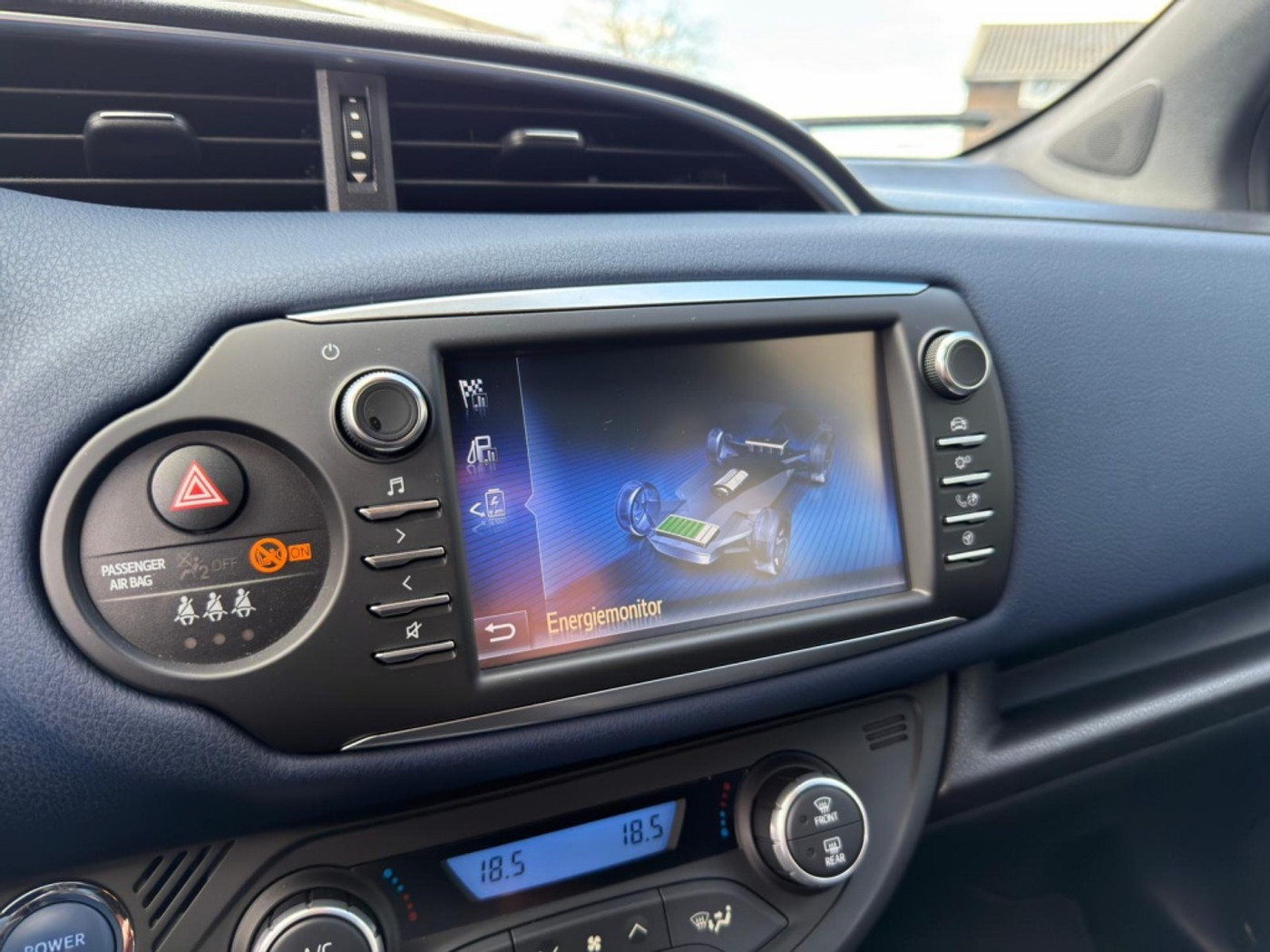 Foto van Toyota Toyota Yaris Hybrid