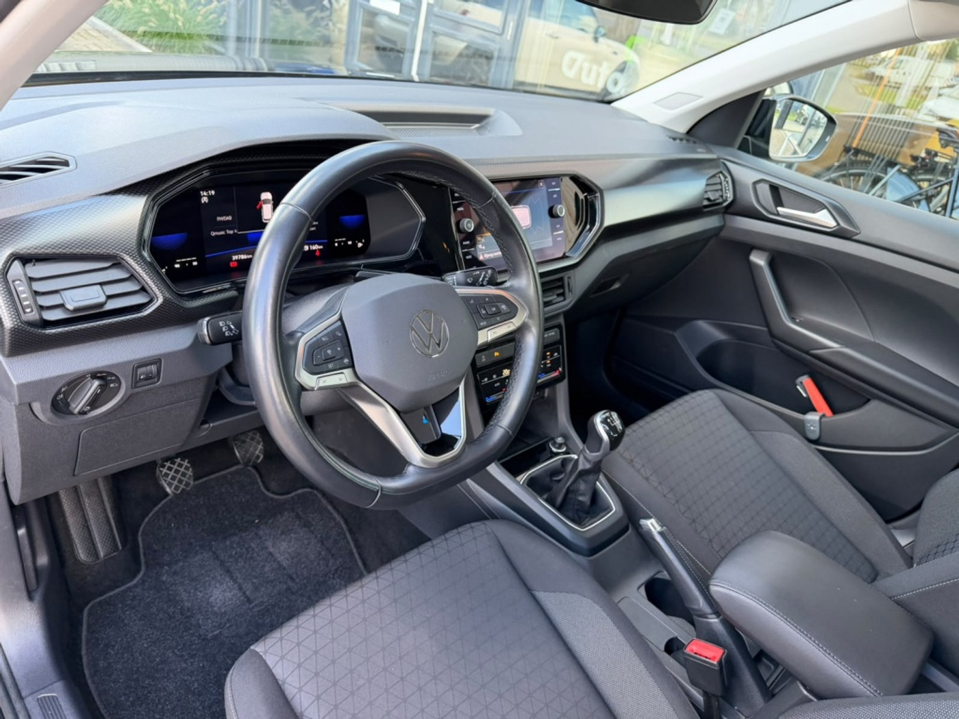 Foto van Volkswagen T-cross
