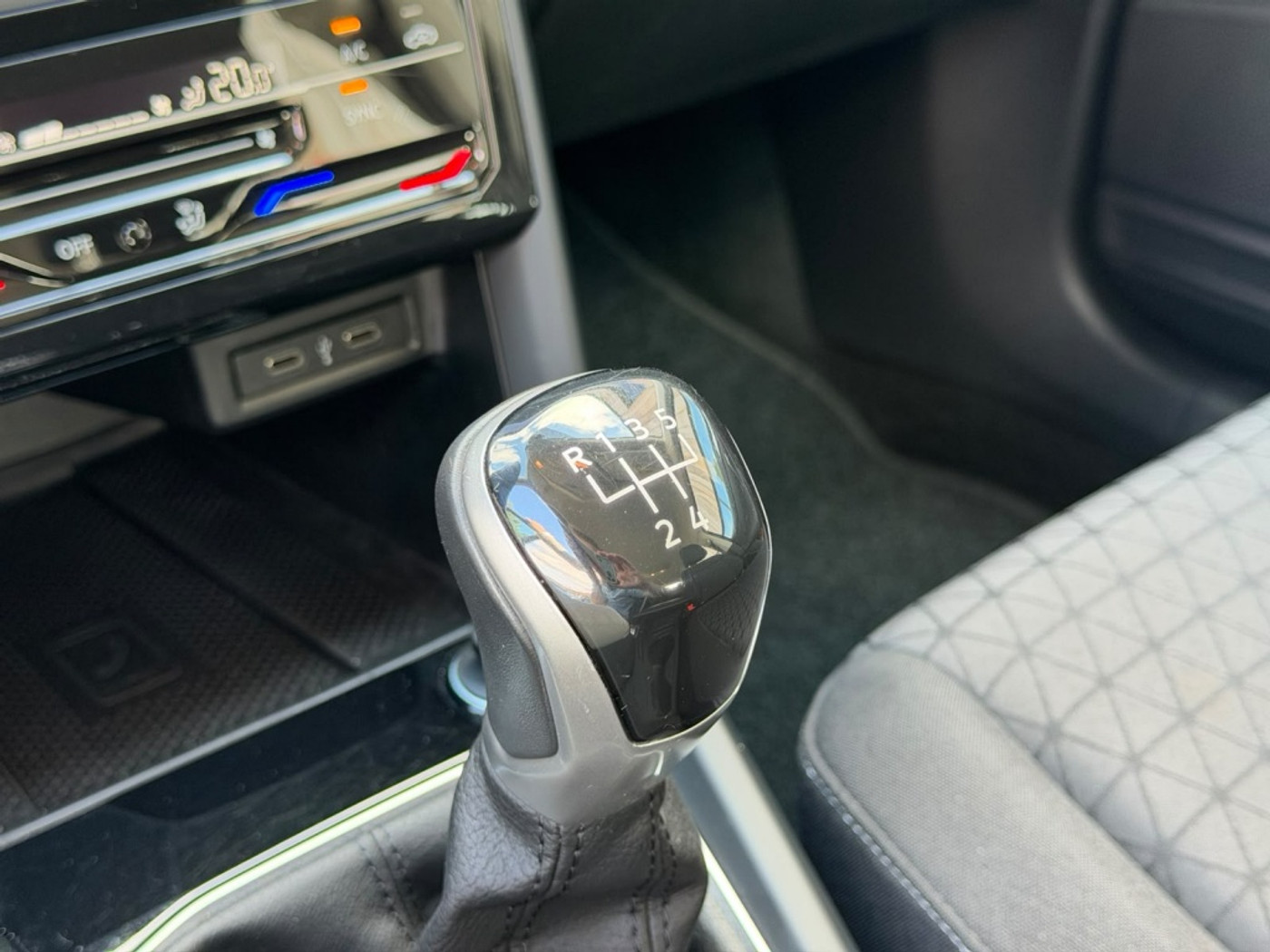 Foto van Volkswagen T-cross