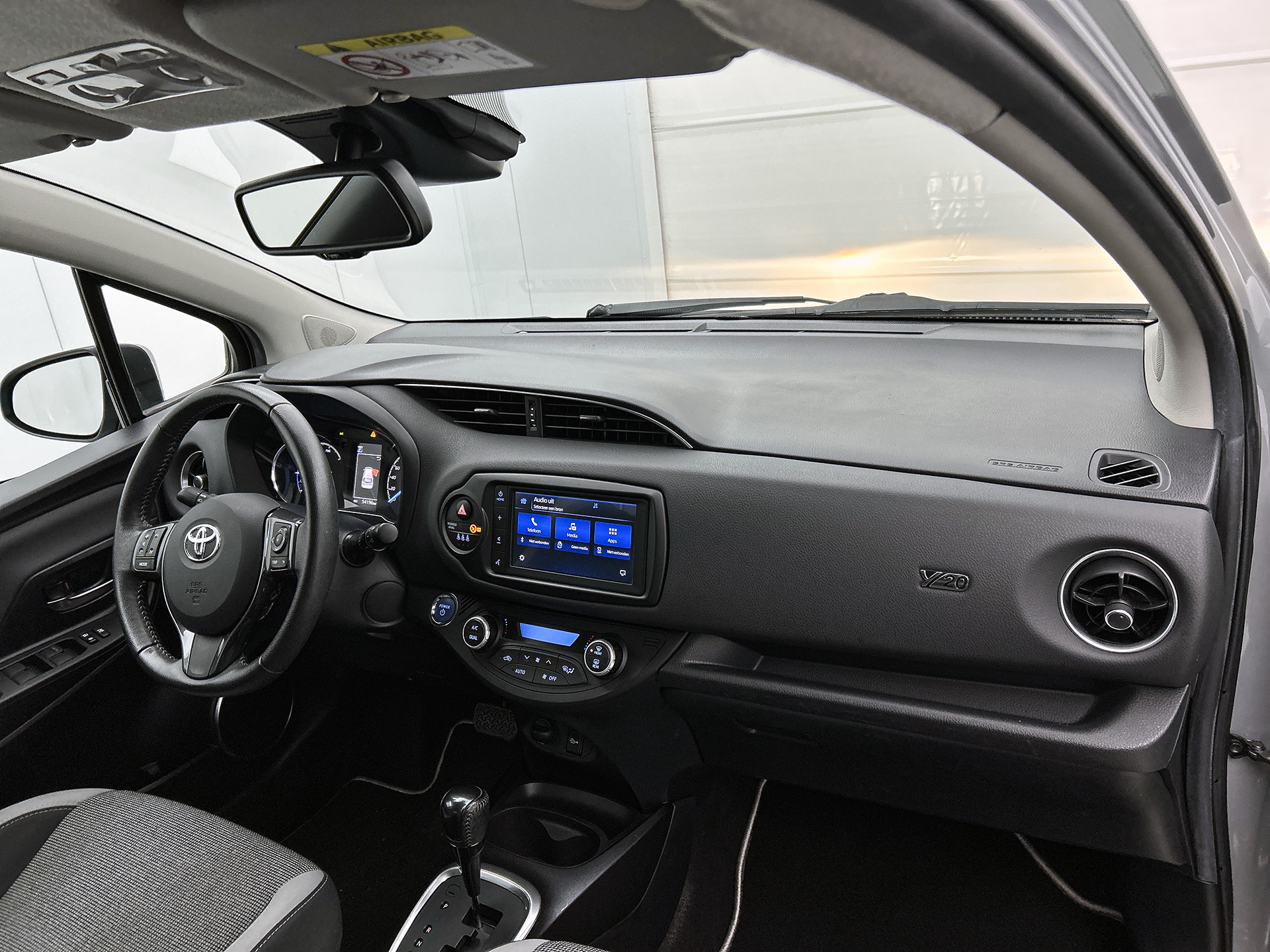 Foto van Toyota Toyota Yaris Hybrid