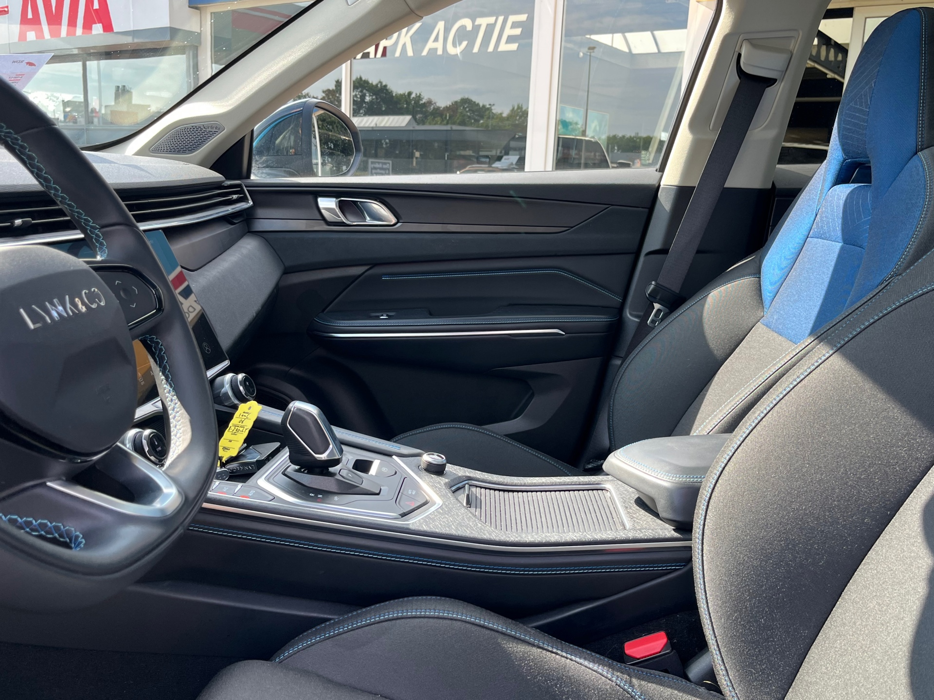 Foto van Lynk&co LYNK & Co 01
