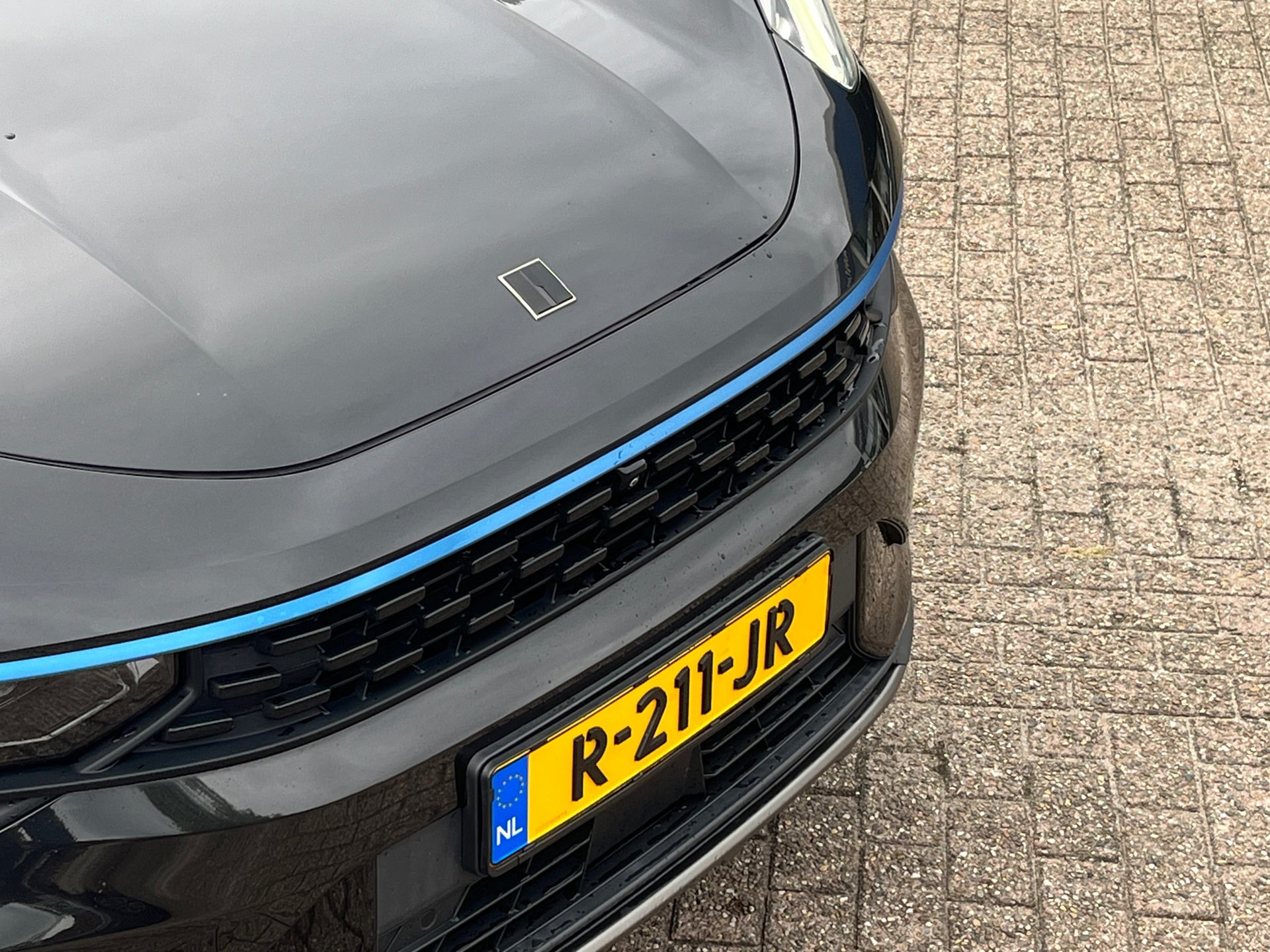 Foto van Lynk&co LYNK & Co 01