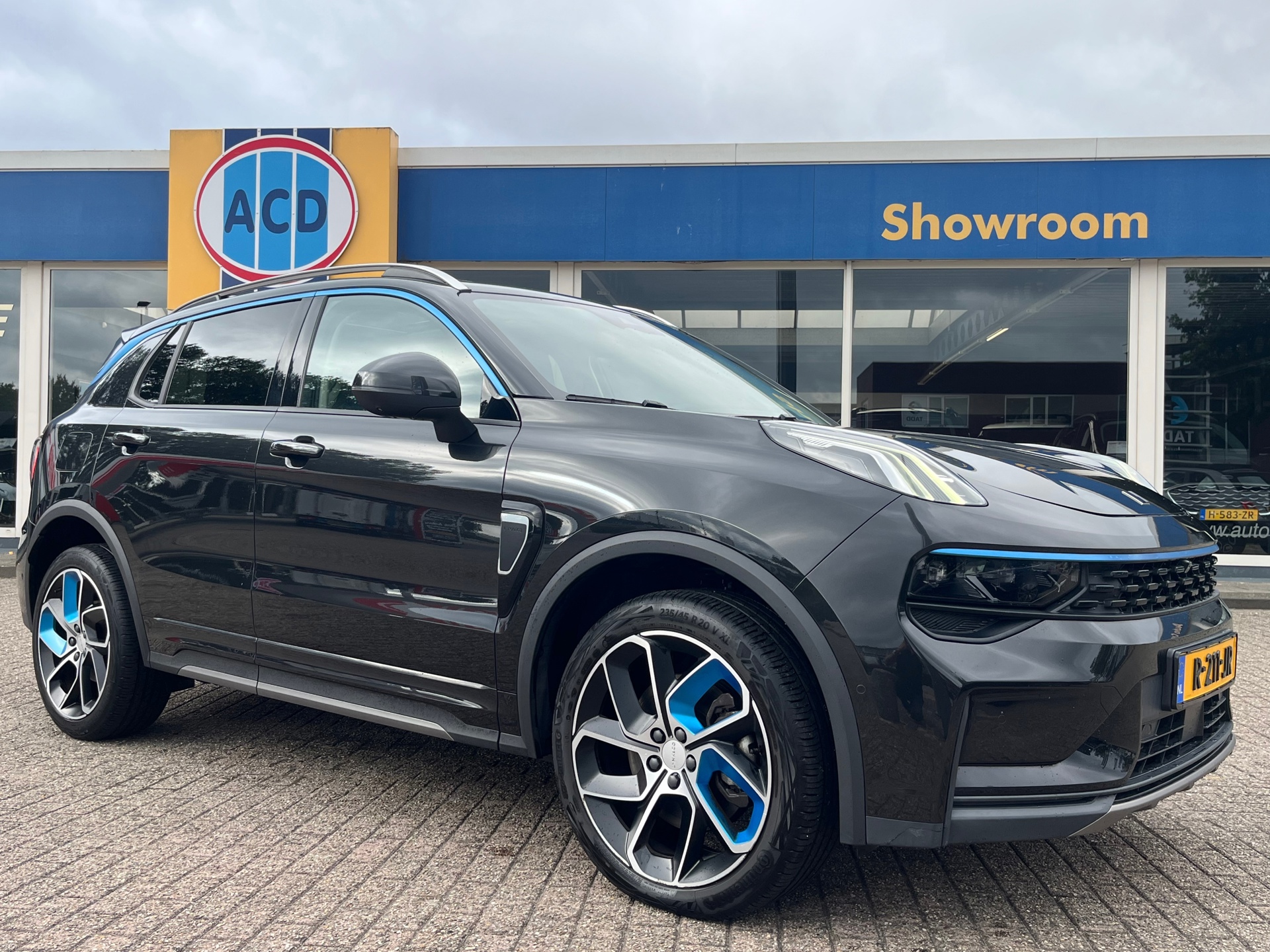 Foto van Lynk&co LYNK & Co 01