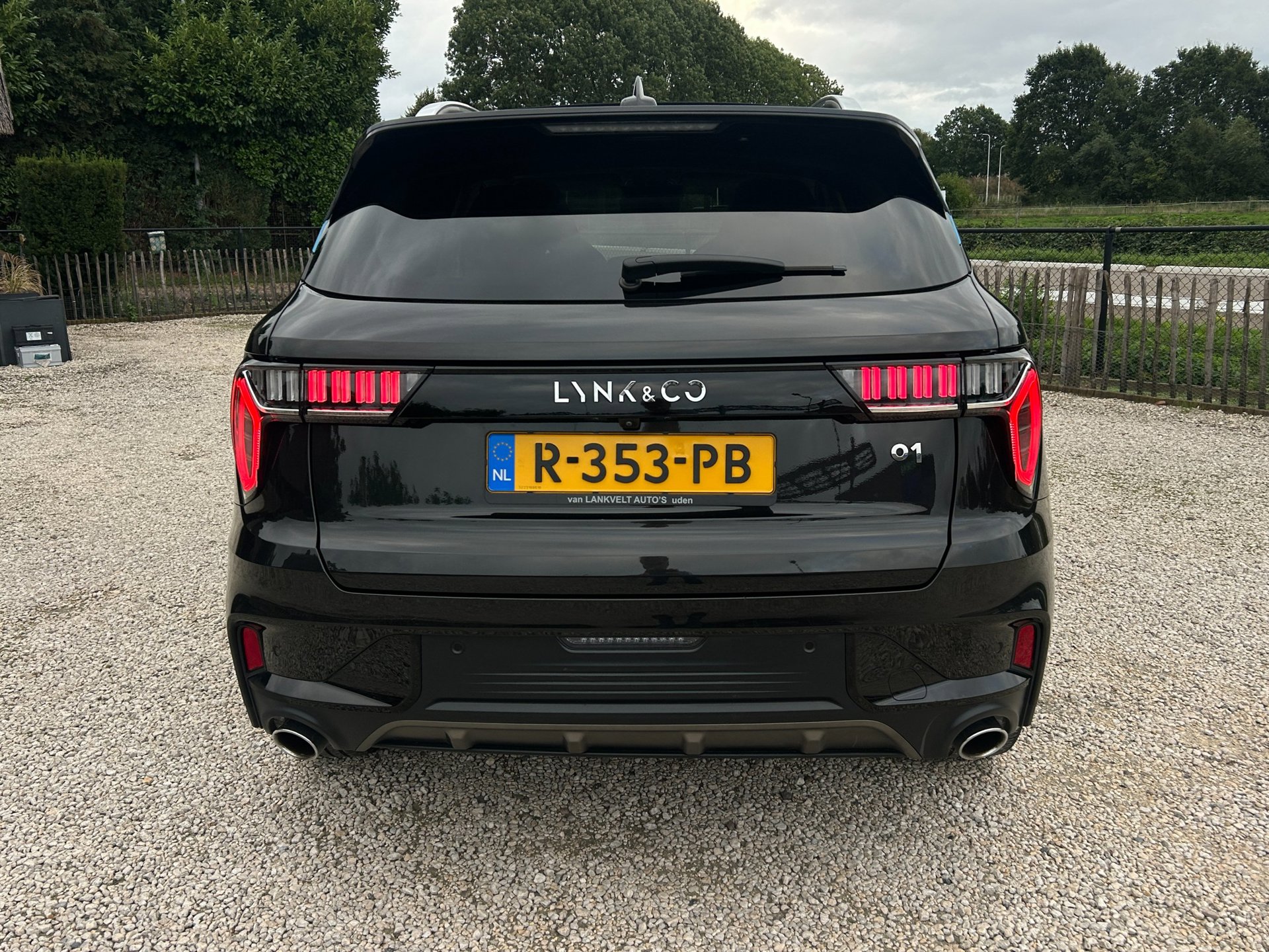Foto van Lynk&co LYNK & Co 01