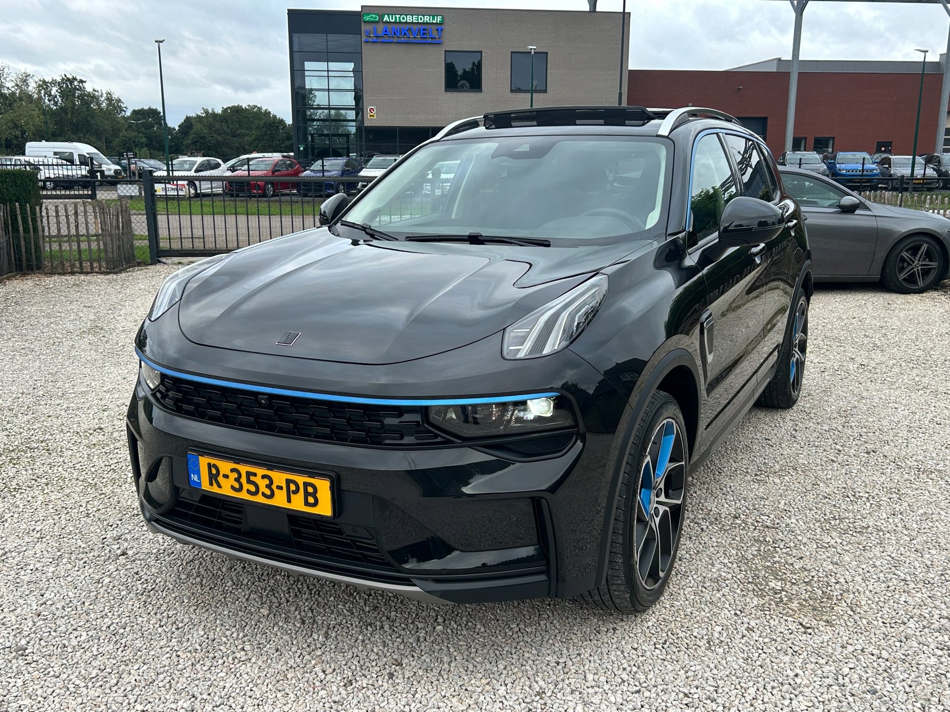 Foto van Lynk&co LYNK & Co 01