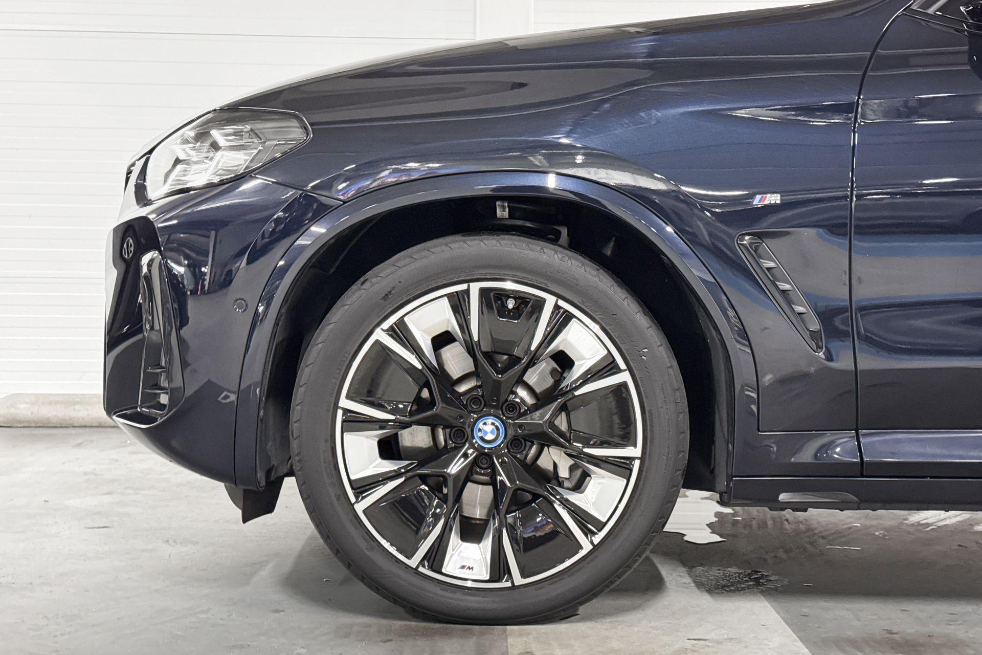 Foto van BMW Ix3