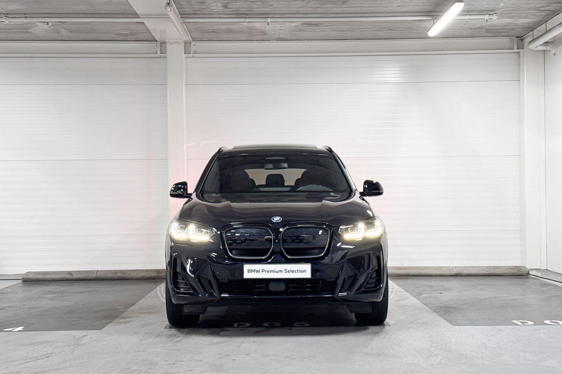 Foto van BMW Ix3