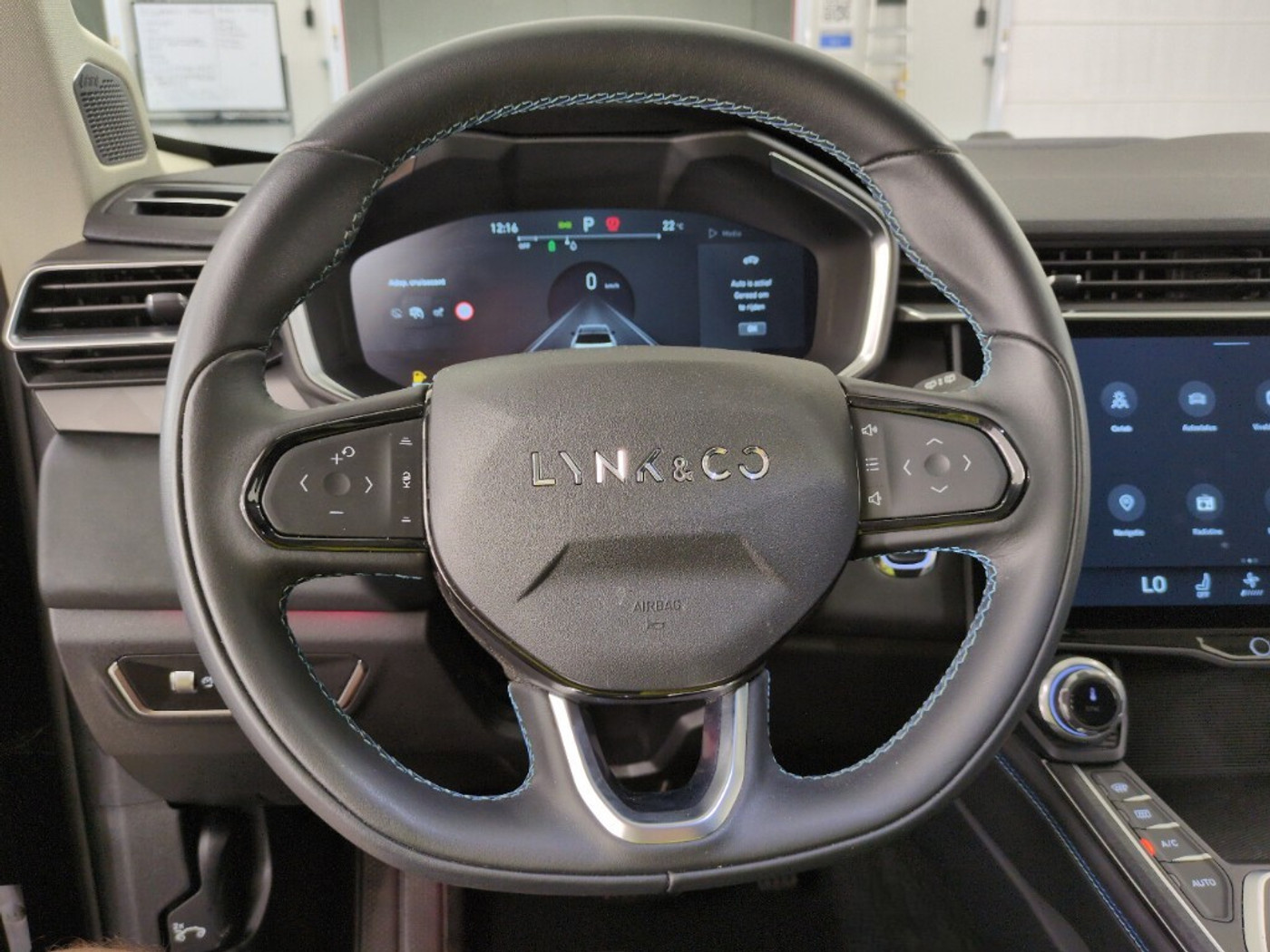 Foto van Lynk&co LYNK & Co 01