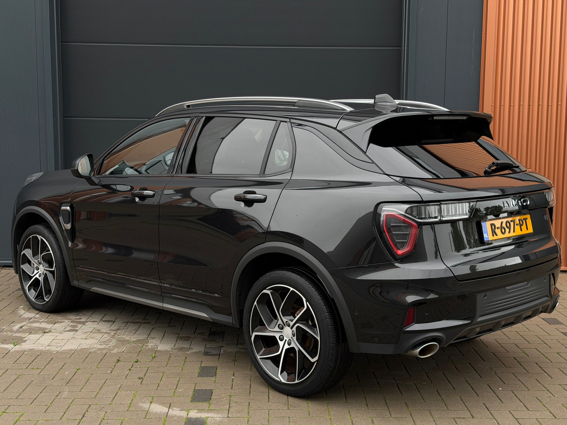 Foto van Lynk&co LYNK & Co 01