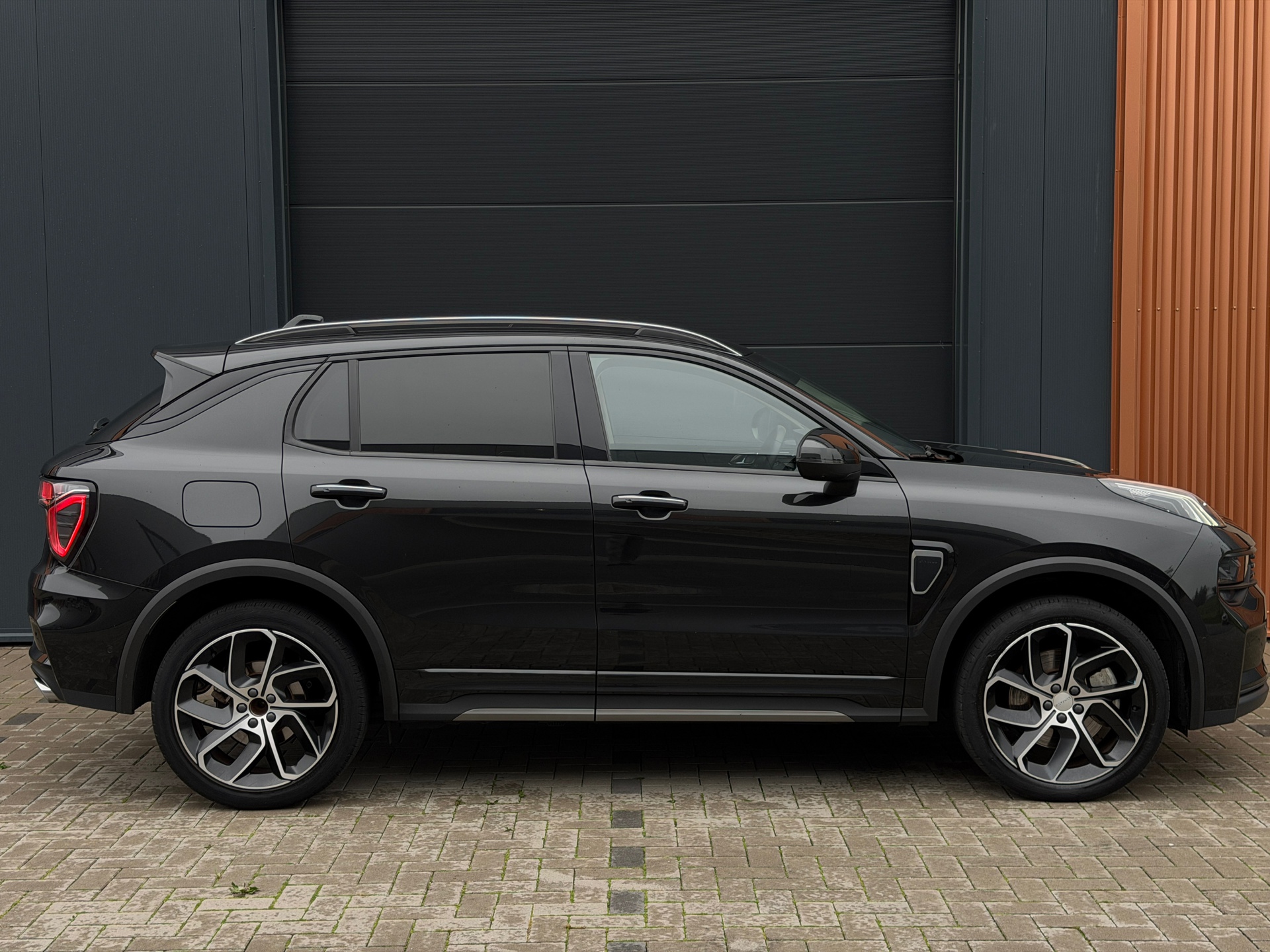 Foto van Lynk&co LYNK & Co 01