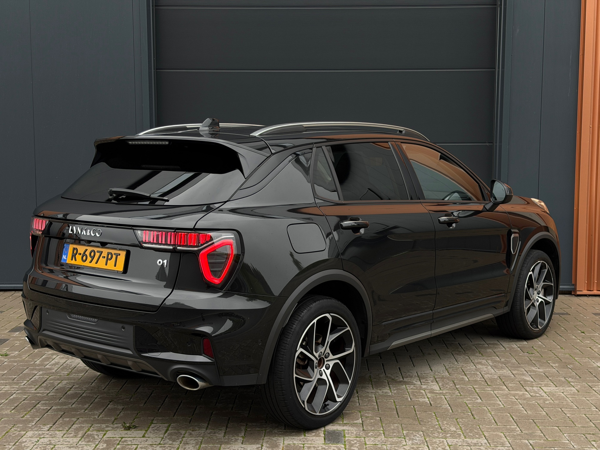 Foto van Lynk&co LYNK & Co 01