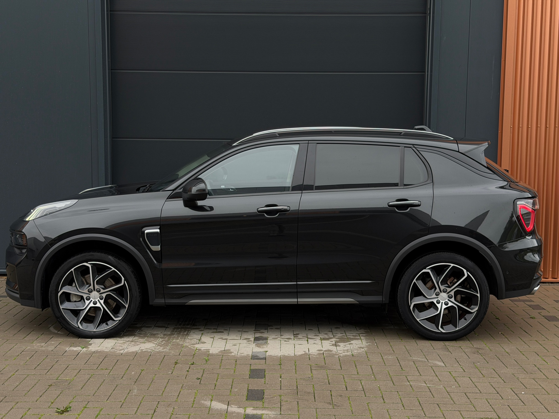 Foto van Lynk&co LYNK & Co 01
