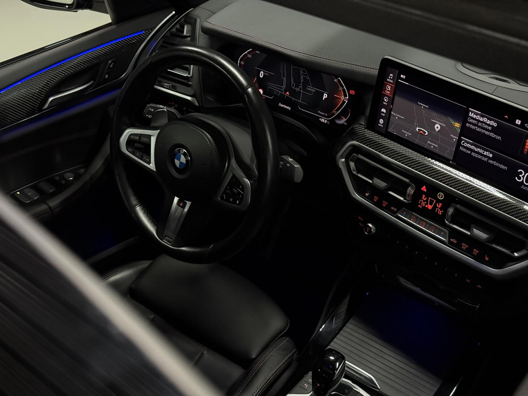 Foto van BMW X4 Xdrive20i