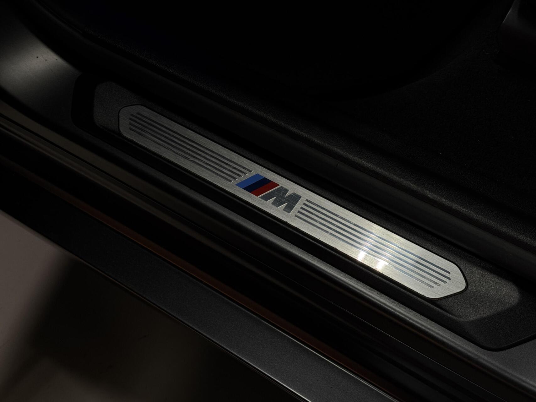 Foto van BMW X4 Xdrive20i