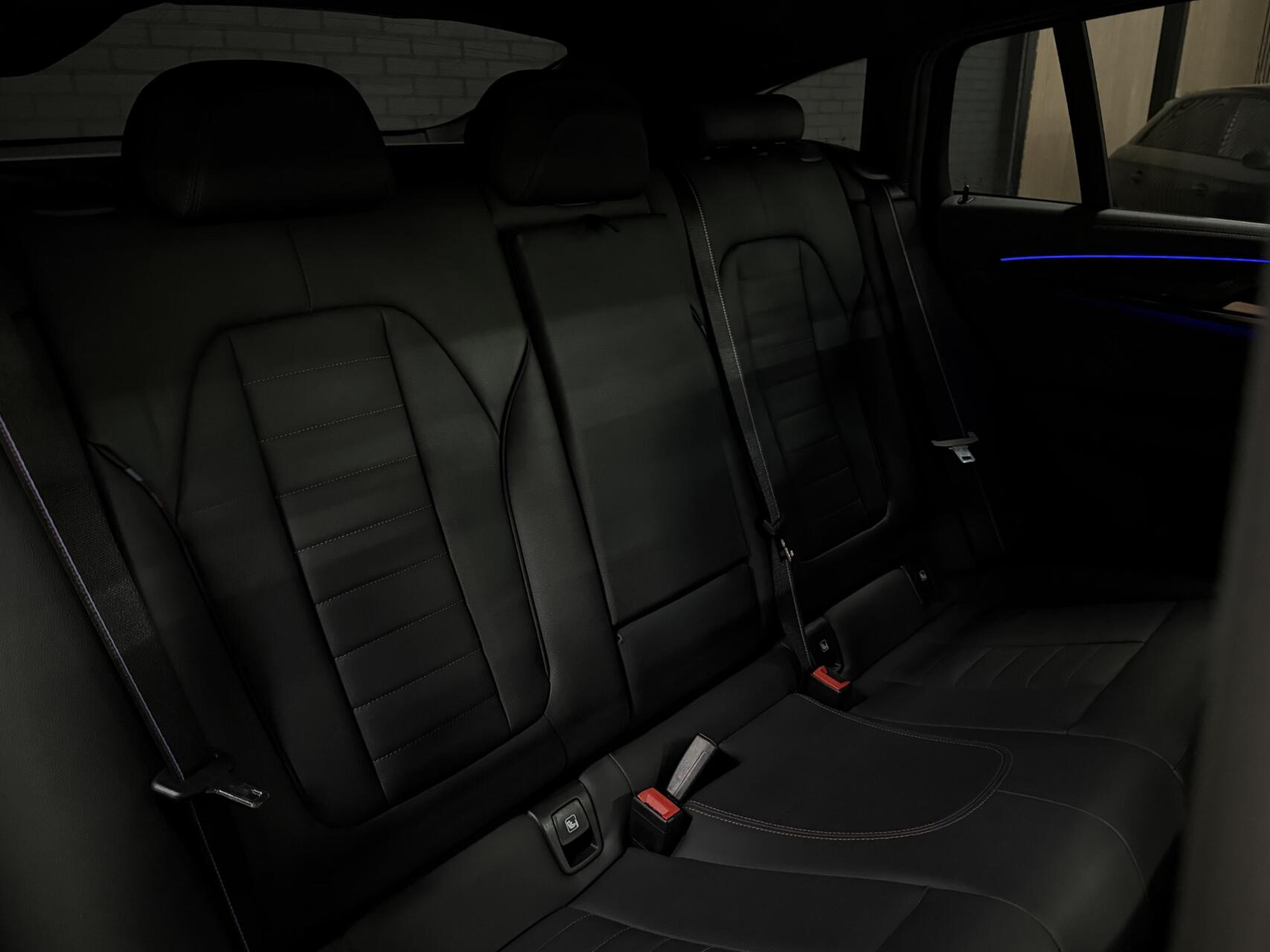 Foto van BMW X4 Xdrive20i