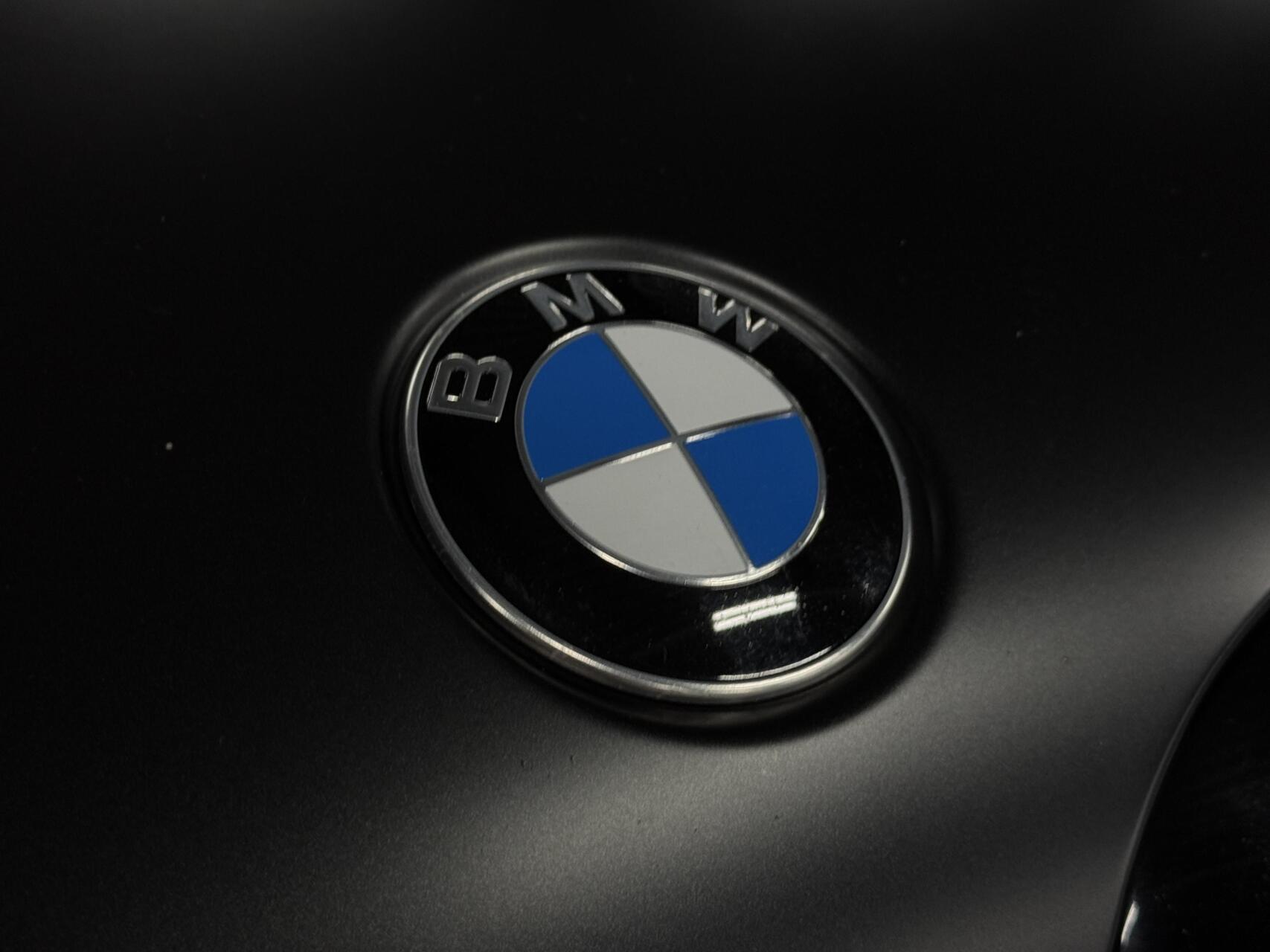 Foto van BMW X4 Xdrive20i