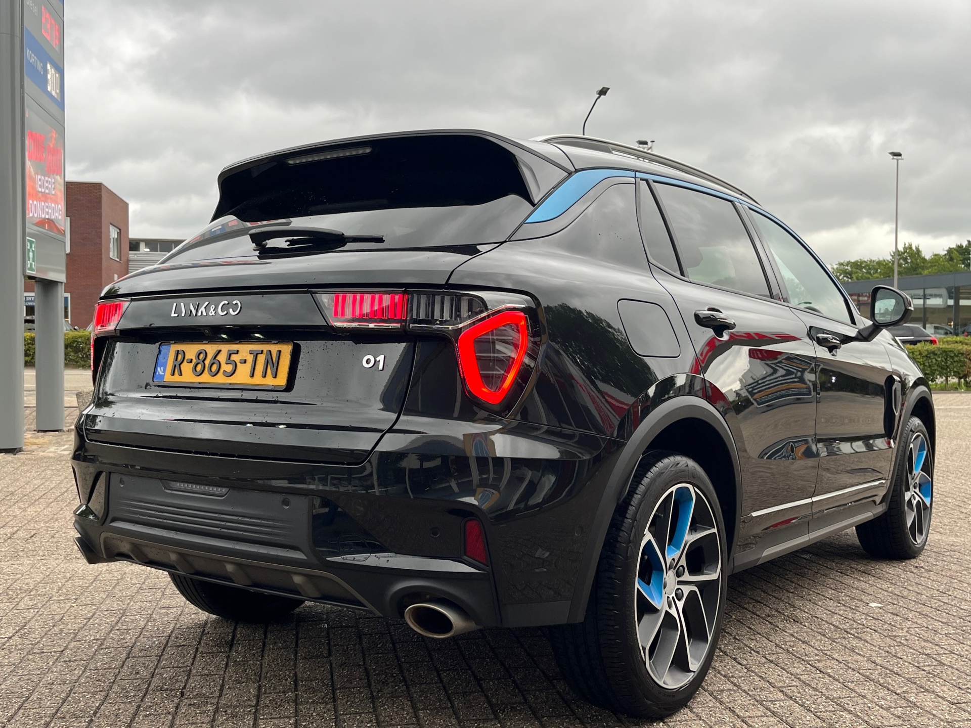 Foto van Lynk&co LYNK & Co 01