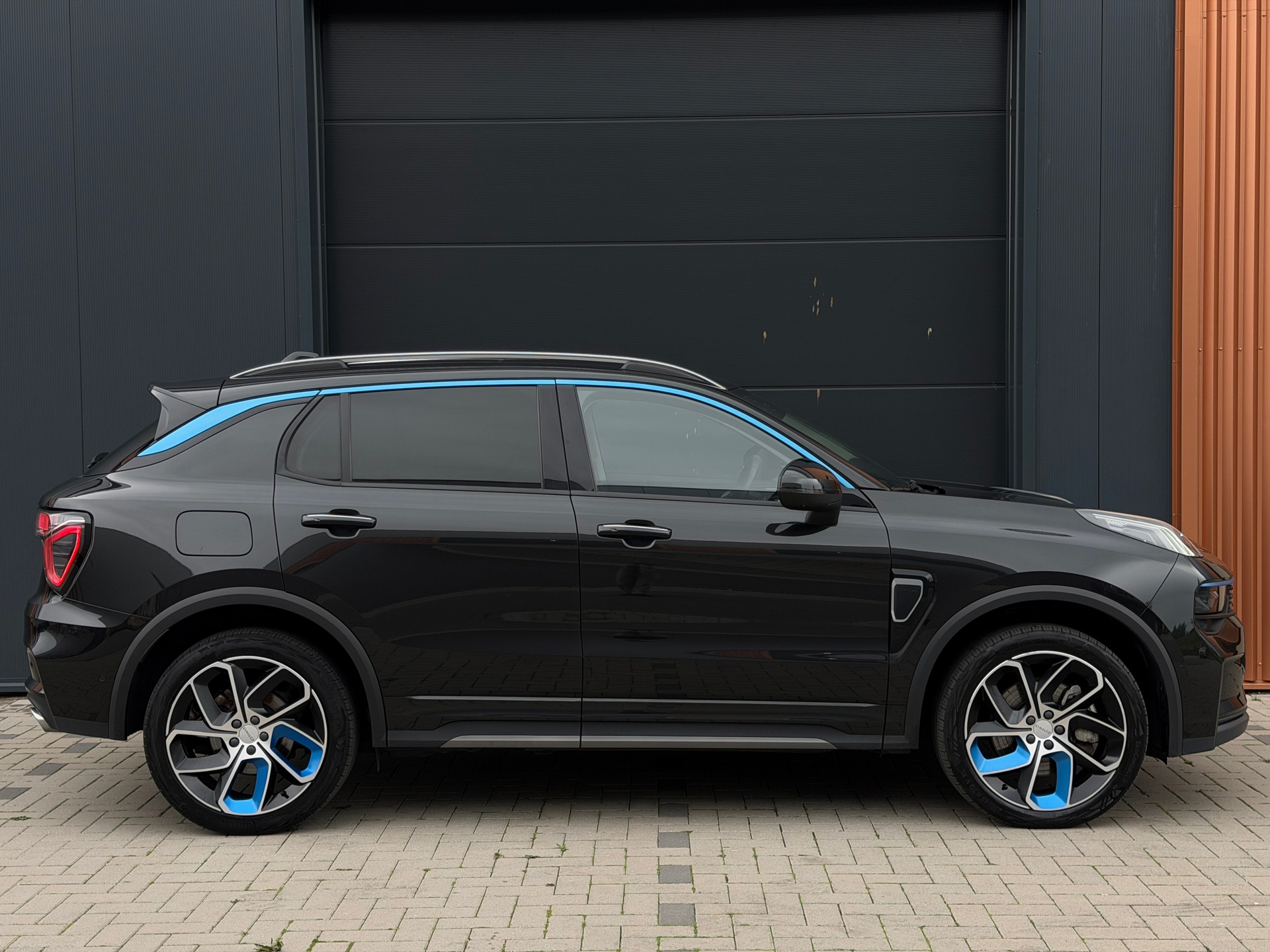 Foto van Lynk&co LYNK & Co 01