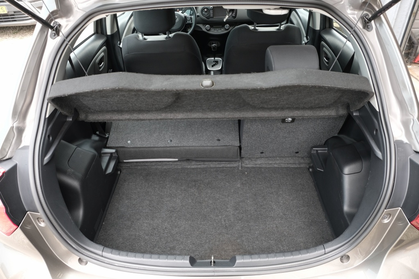 Foto van Toyota Toyota Yaris Hybrid