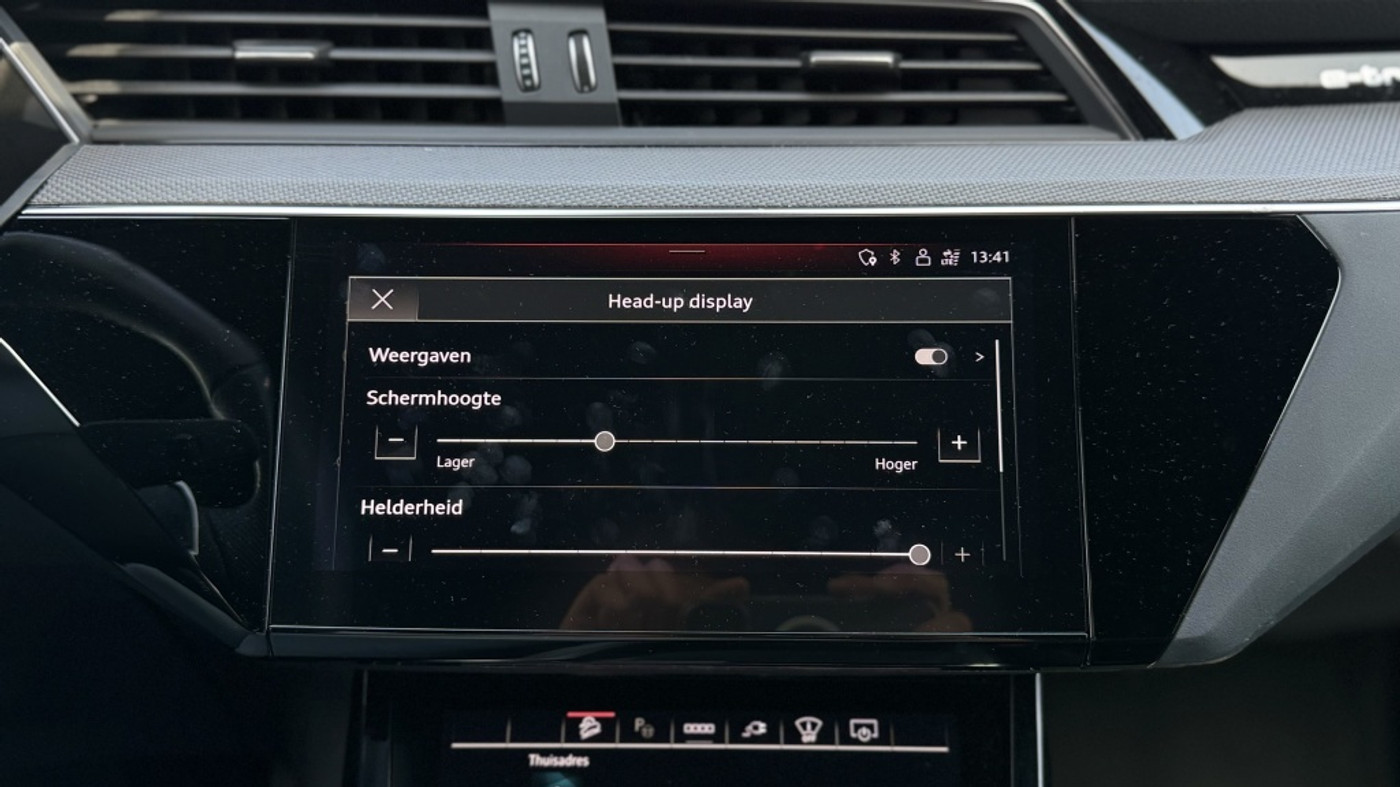 Foto van Audi E-tron 50