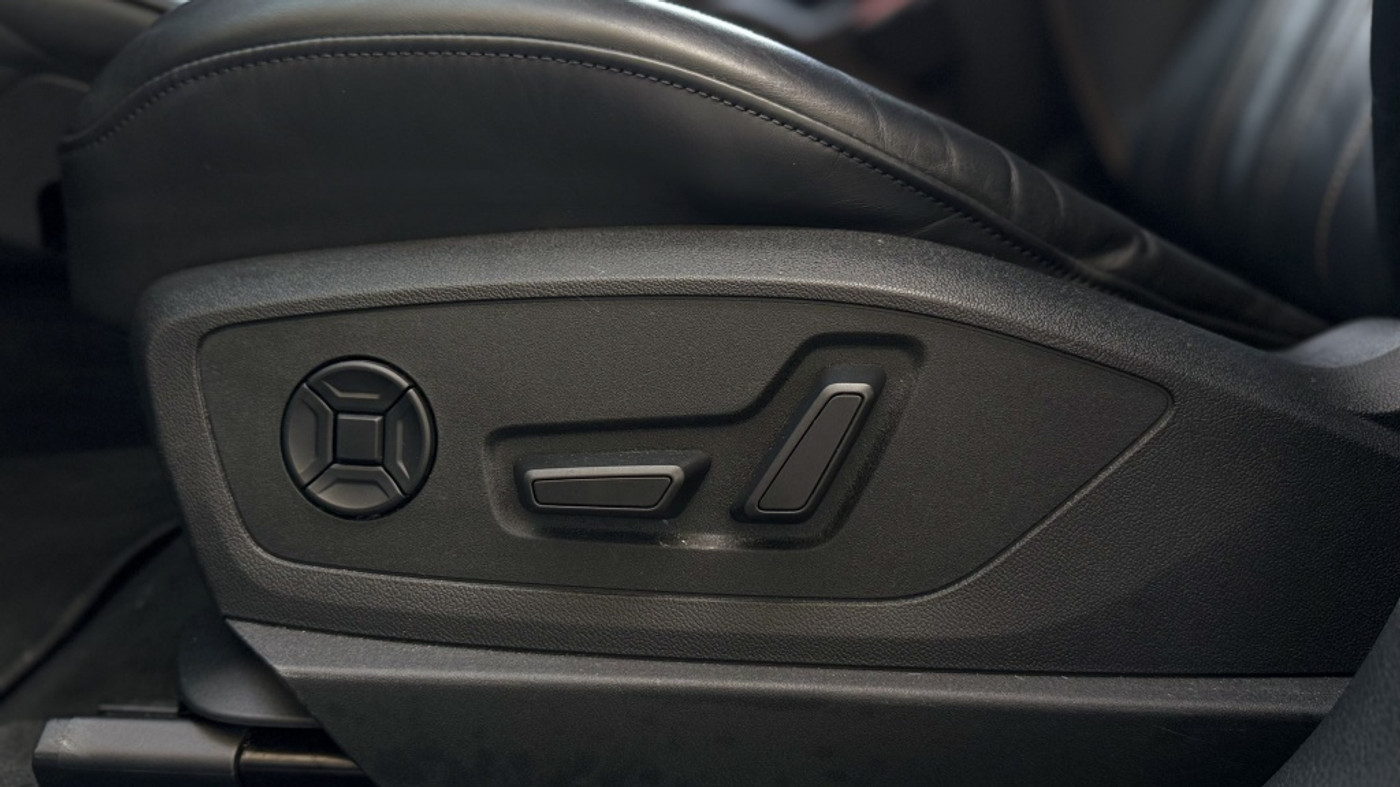 Foto van Audi E-tron 50