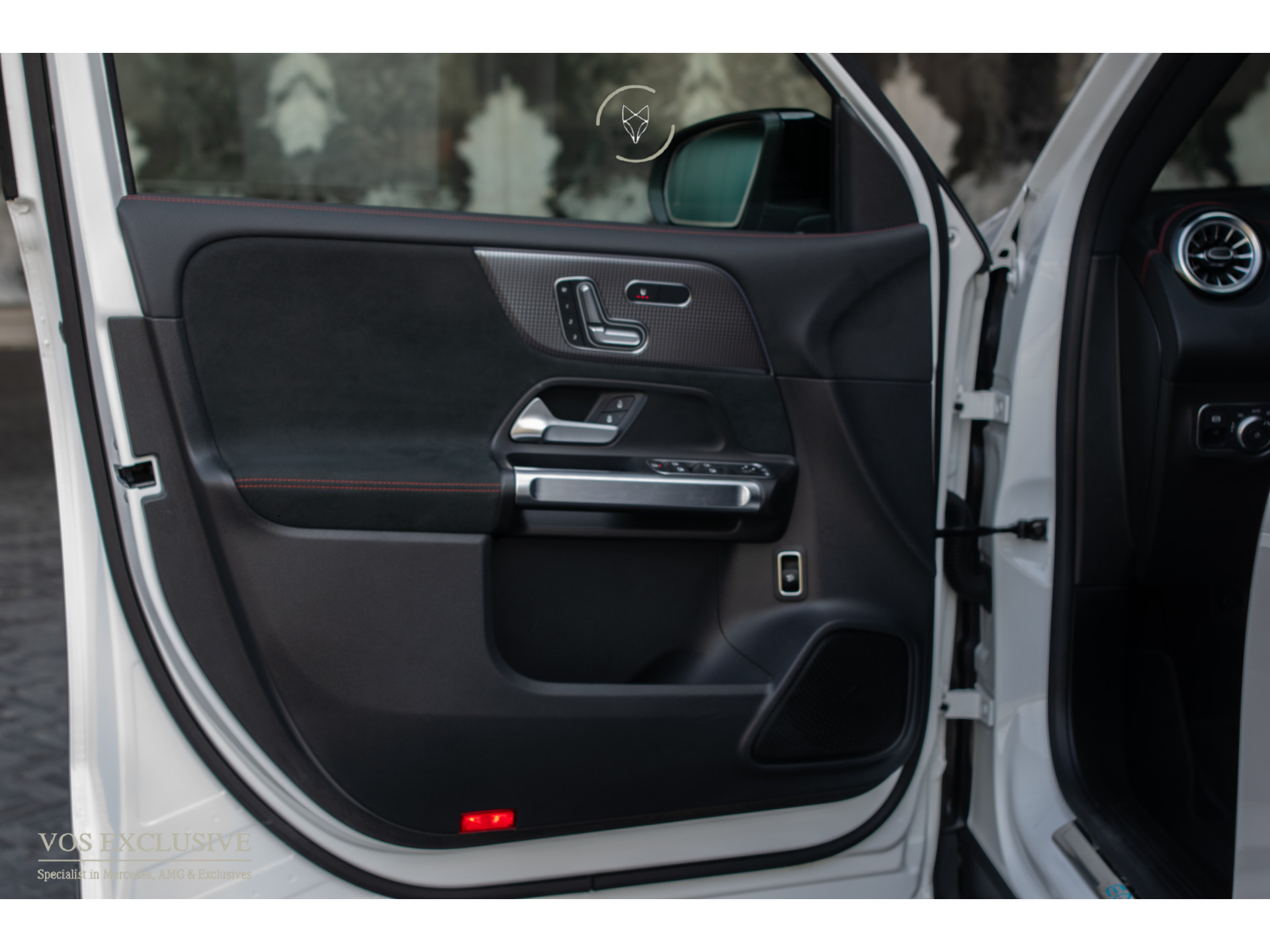 Foto van Mercedes-Benz Eqb 300 4Matic
