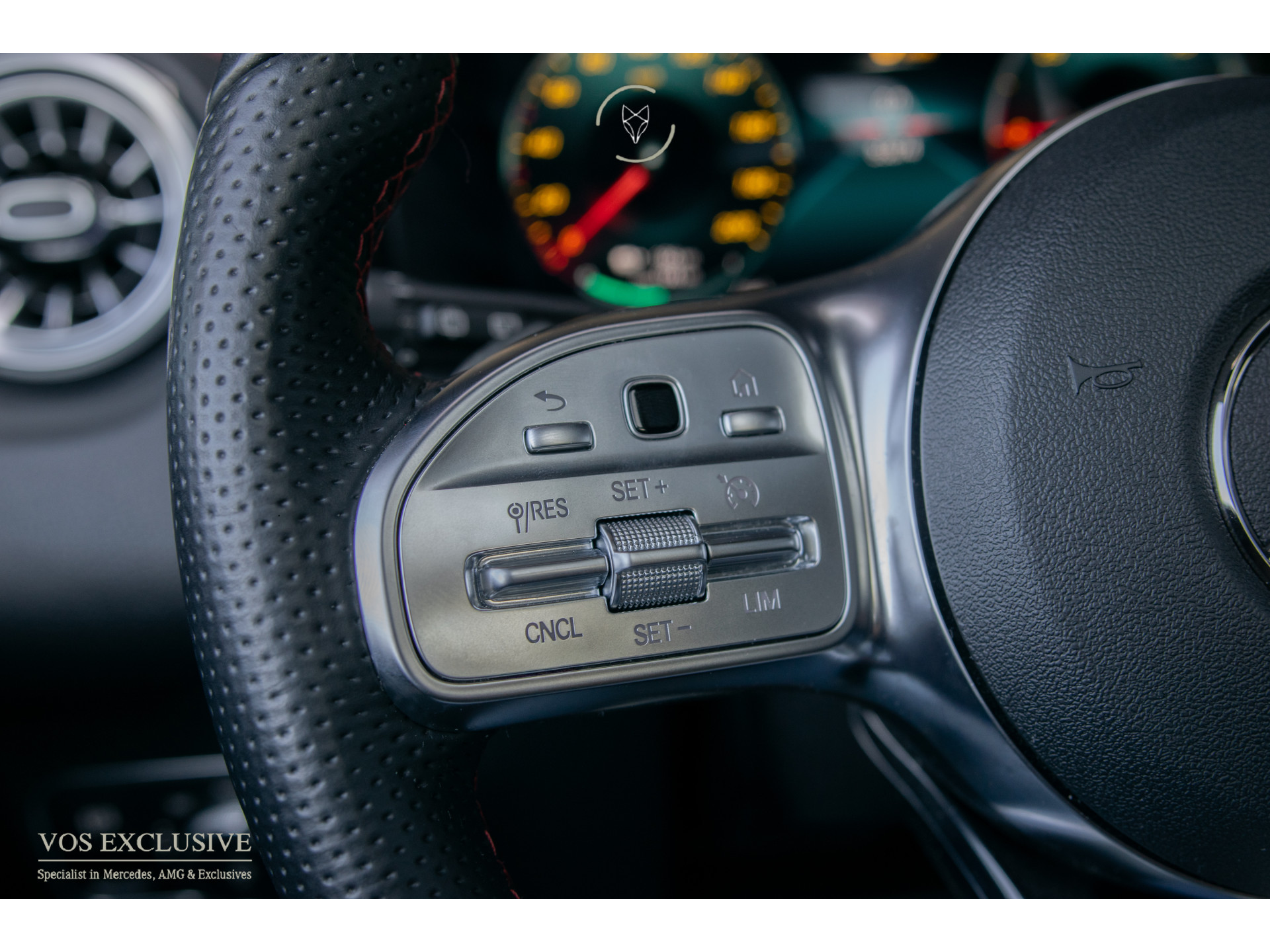 Foto van Mercedes-Benz Eqb 300 4Matic