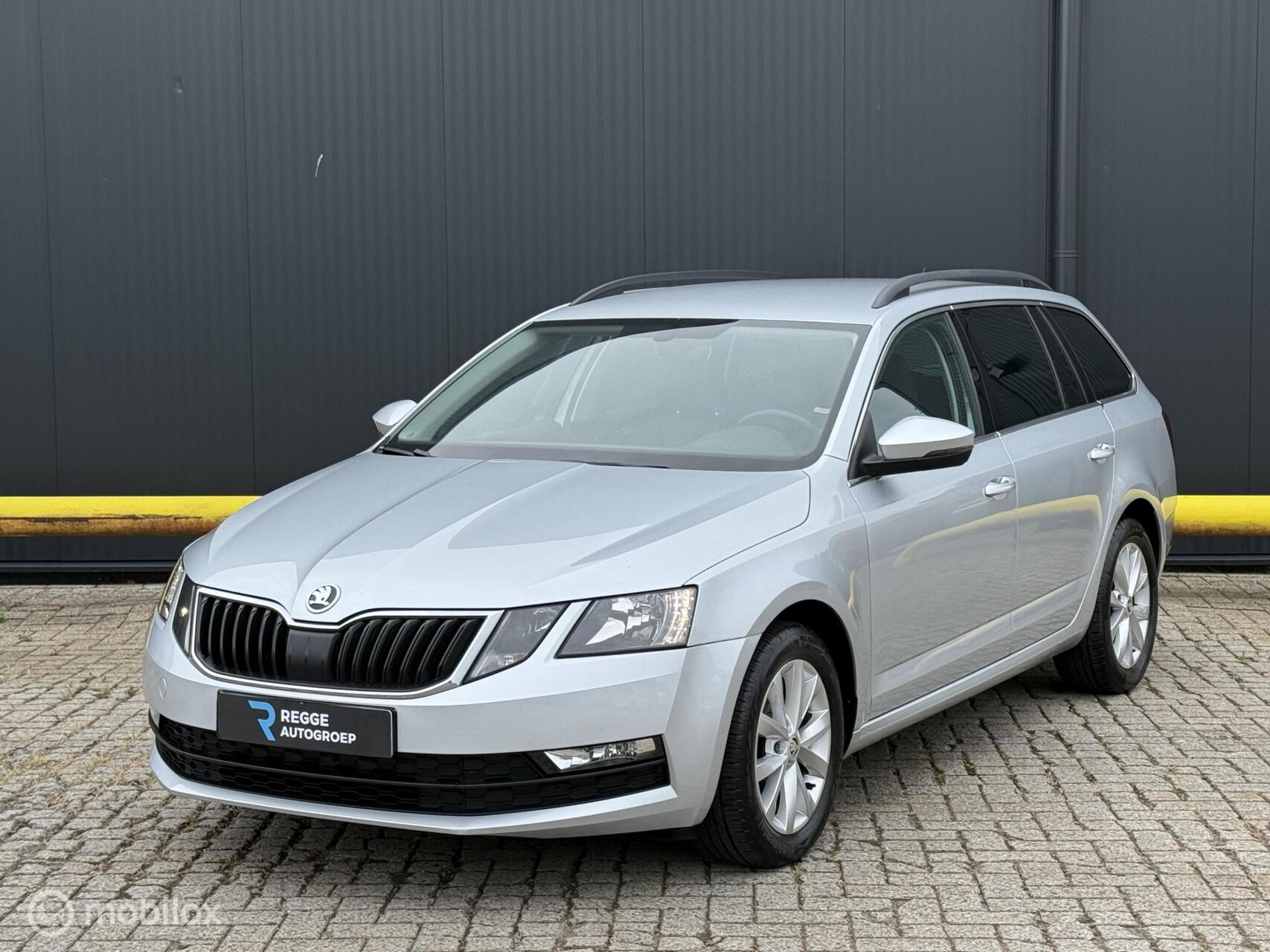 Skoda Octavia 1.0 TSI Greentech Ambition AUTOMAAT 2018 - voorkant